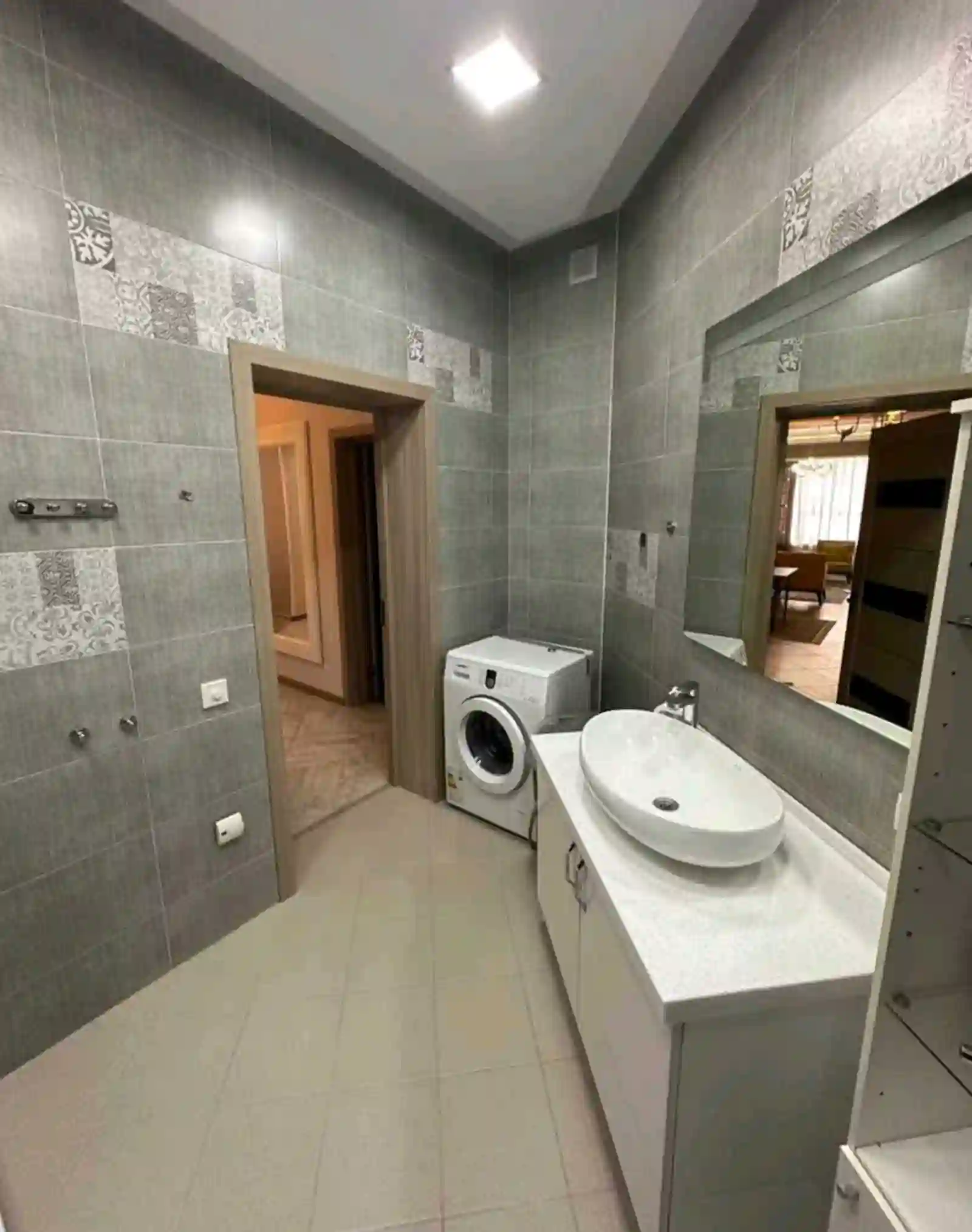 3-к квартира, 13 этаж, 103 м², Исмоил Сомони