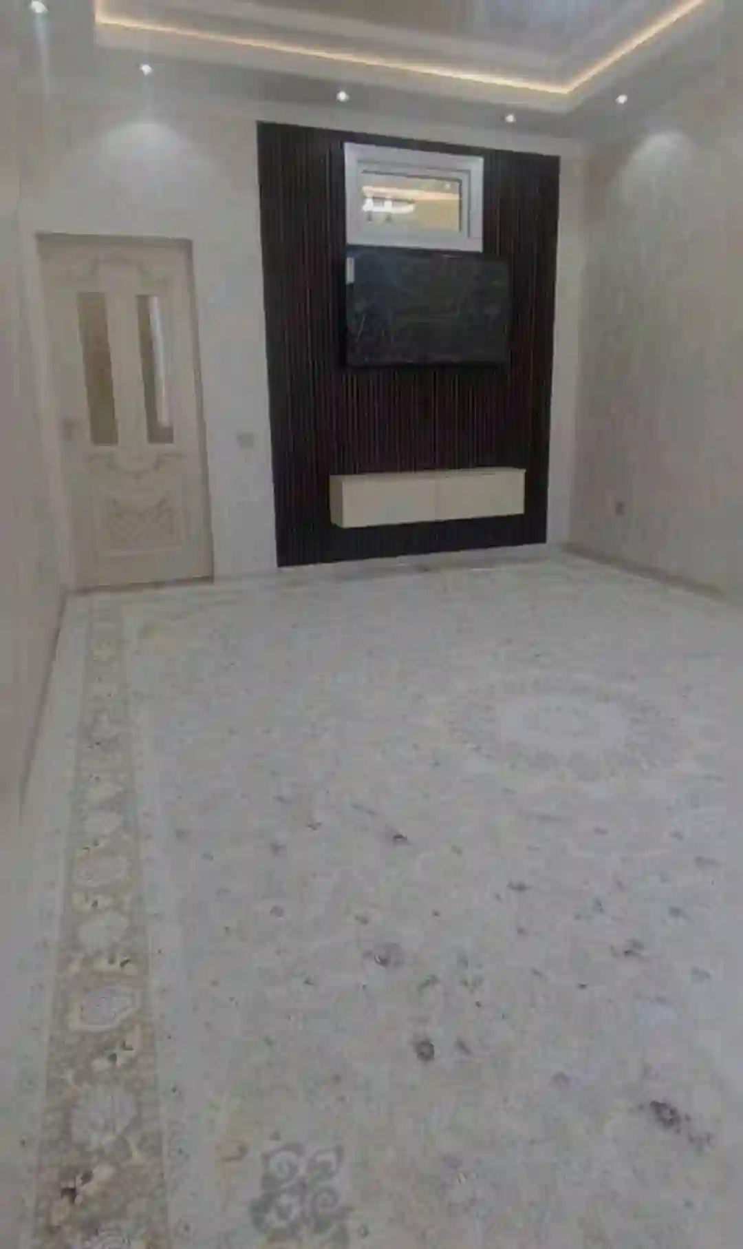 3-к квартира, 11 этаж, 74 м², Шохмансур