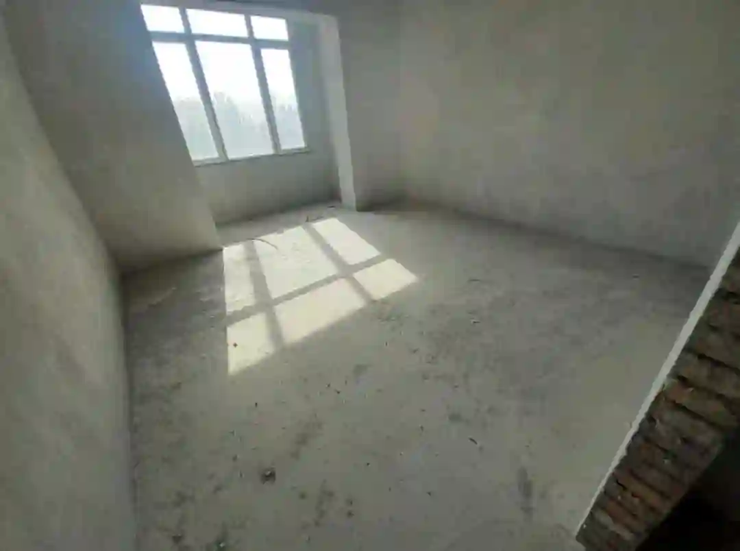 3-к квартира, 4 этаж, 106 м², Ёва