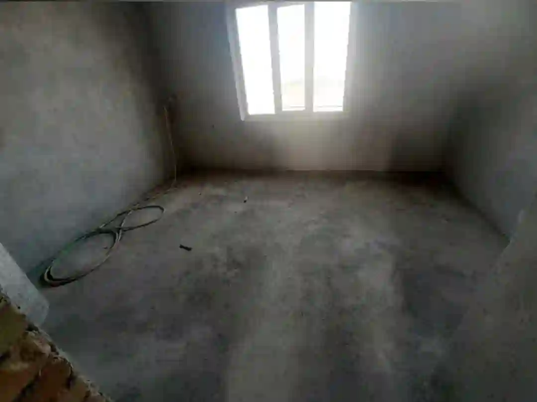 3-к квартира, 4 этаж, 106 м², Ёва