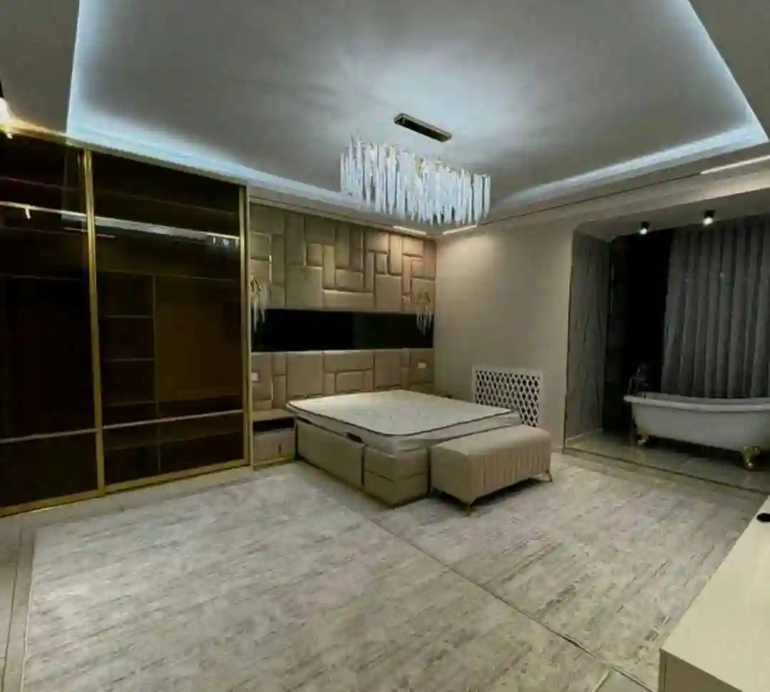3-к квартира, 7 этаж, 100 м², Исмоил Сомони