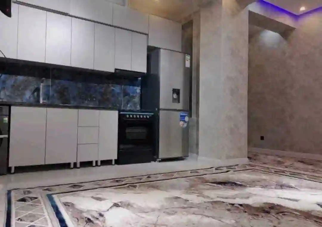 3-к квартира, 9 этаж, 120 м², Фирдавси