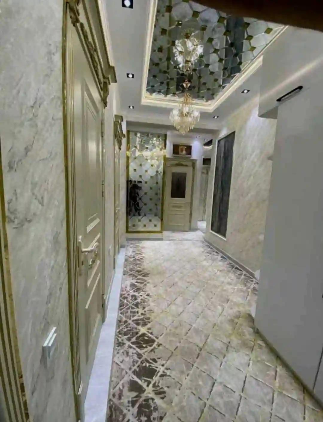 3-к квартира, 10 этаж, 77 м², Исмоил Сомони