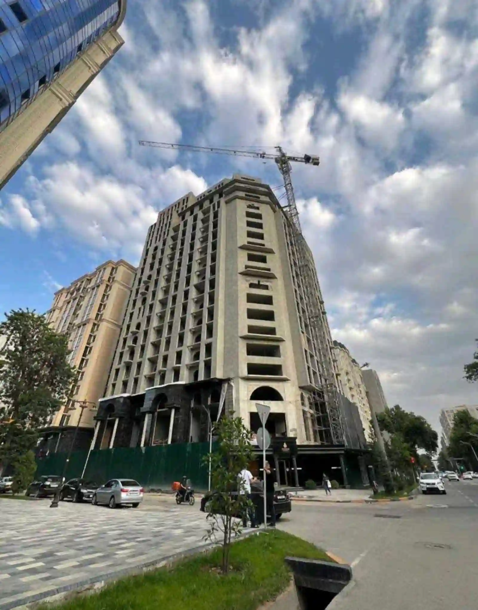 3-к квартира, 16 этаж, 108 м², Шохмансур
