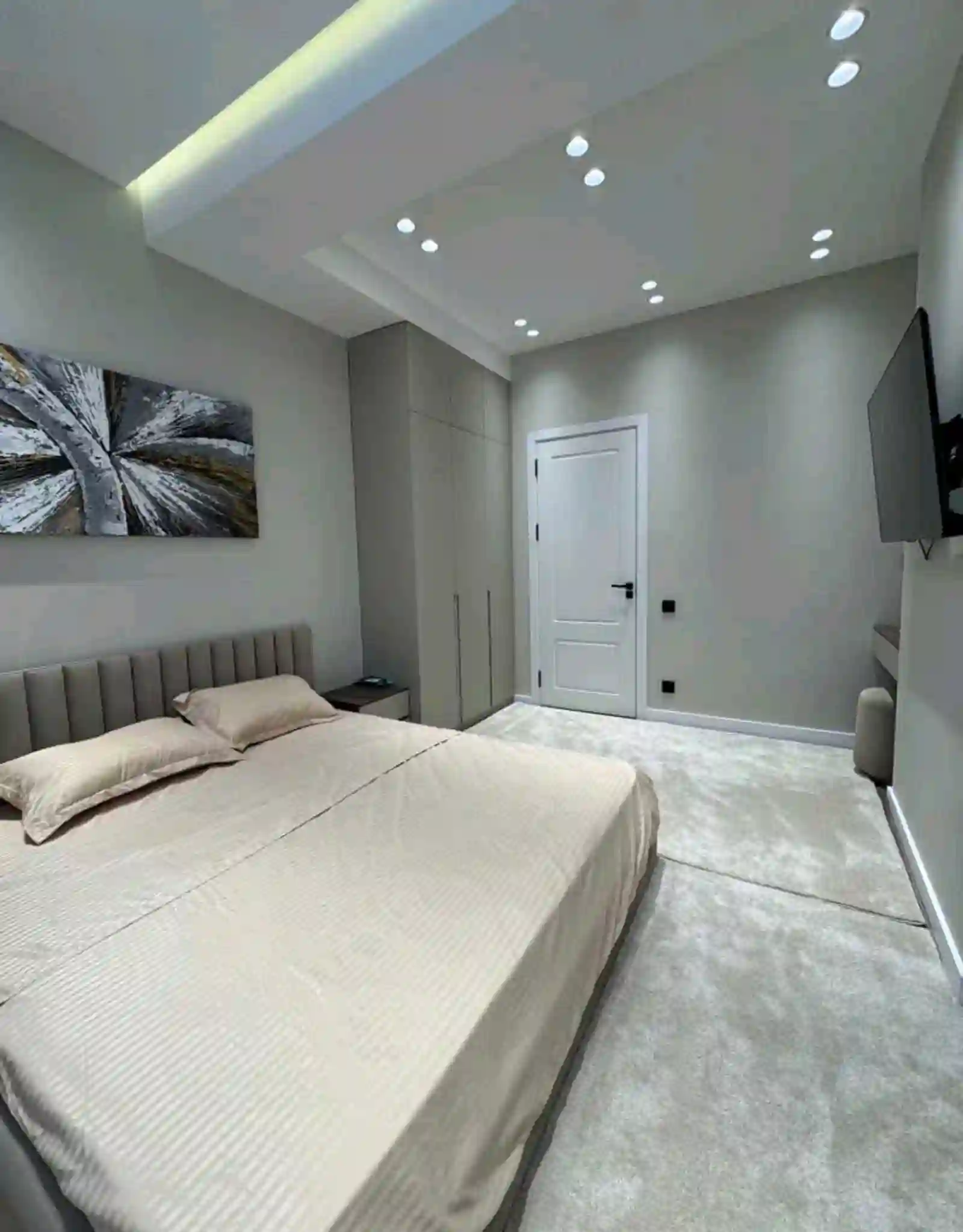 2-к квартира, 6 этаж, 65 м², Фирдавси