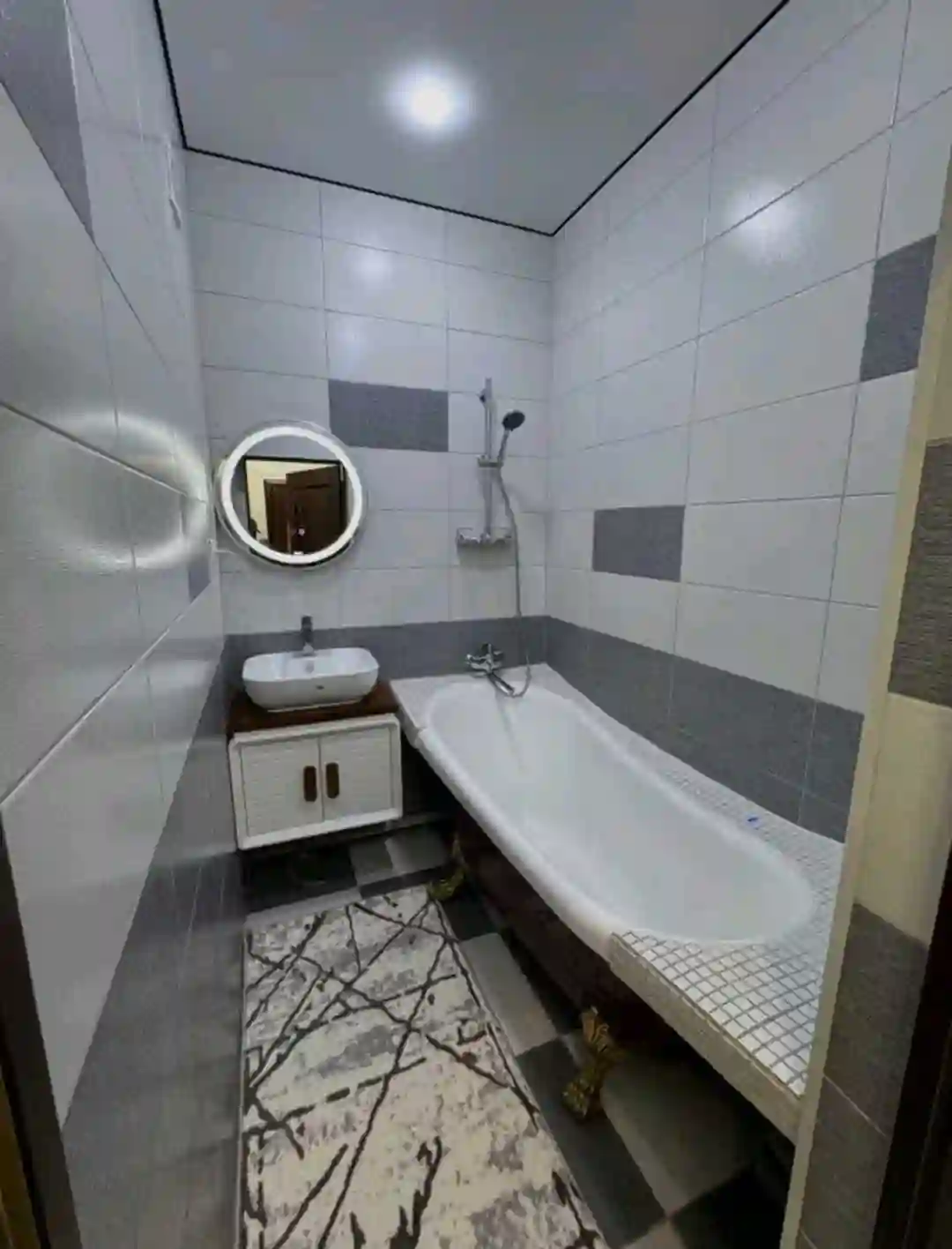 2-к квартира, 4 этаж, 72 м², Сино
