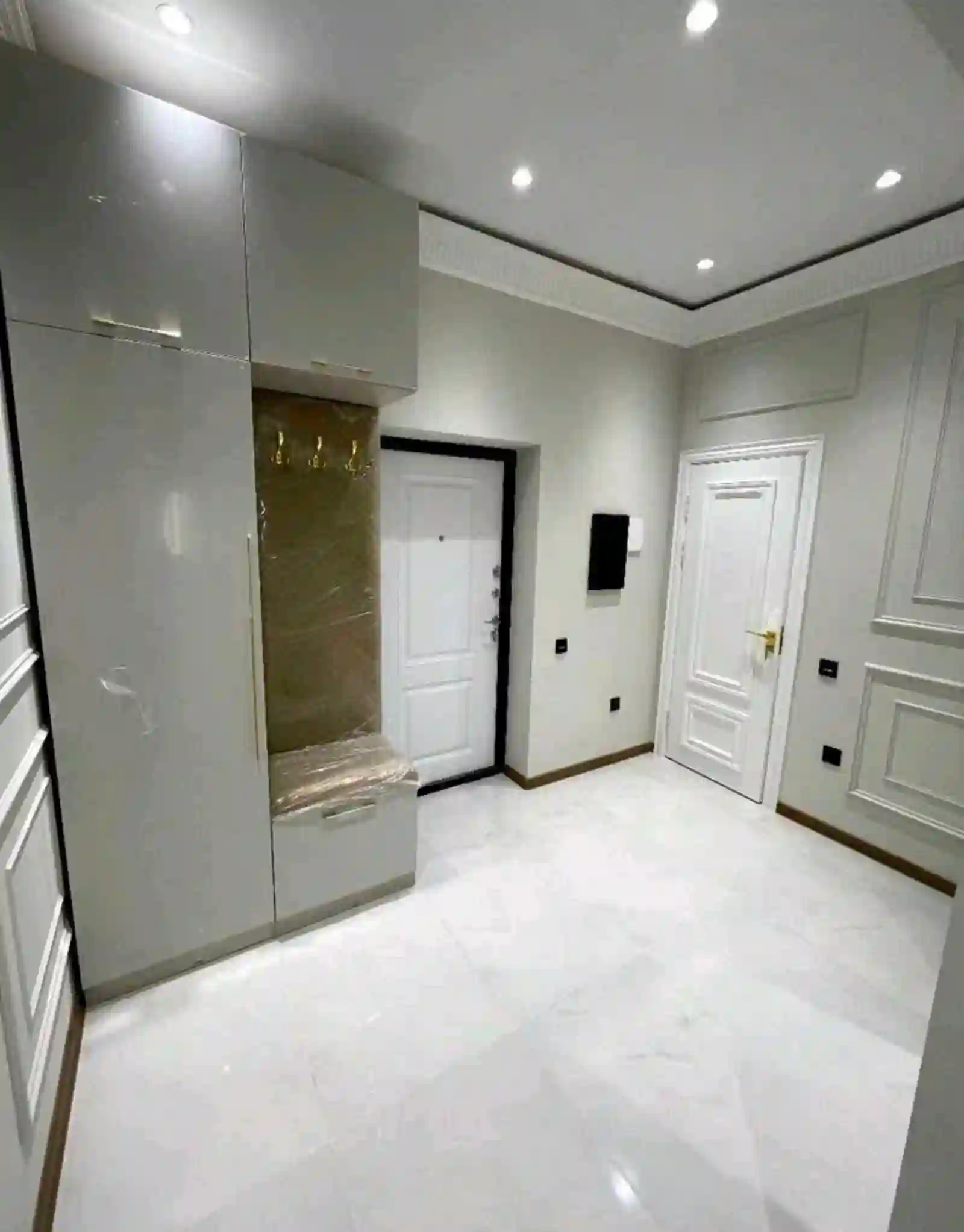 3-к квартира, 11 этаж, 75 м², Исмоил Сомони