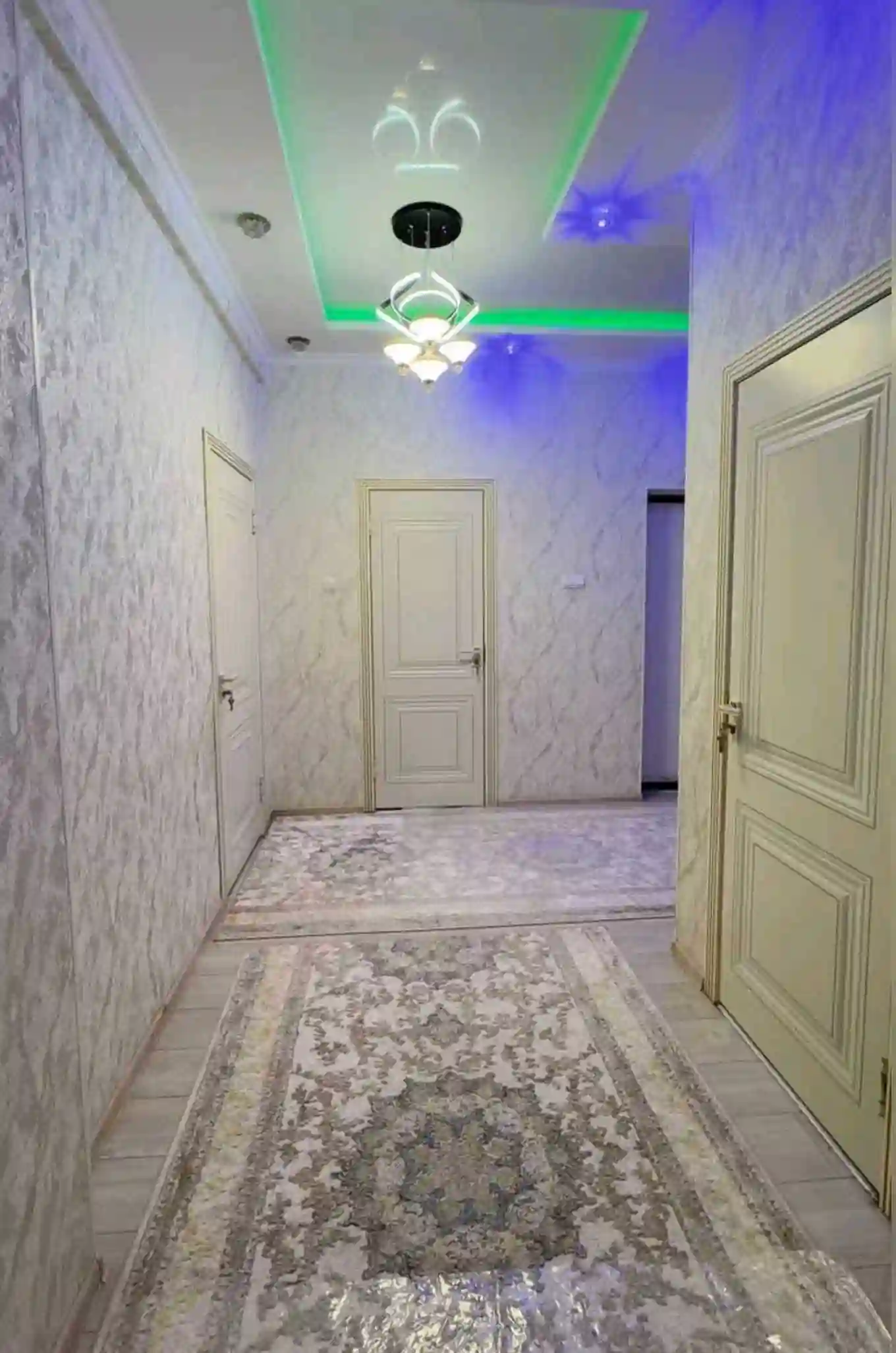 2-к квартира, 3 этаж, 70 м², Фирдавси