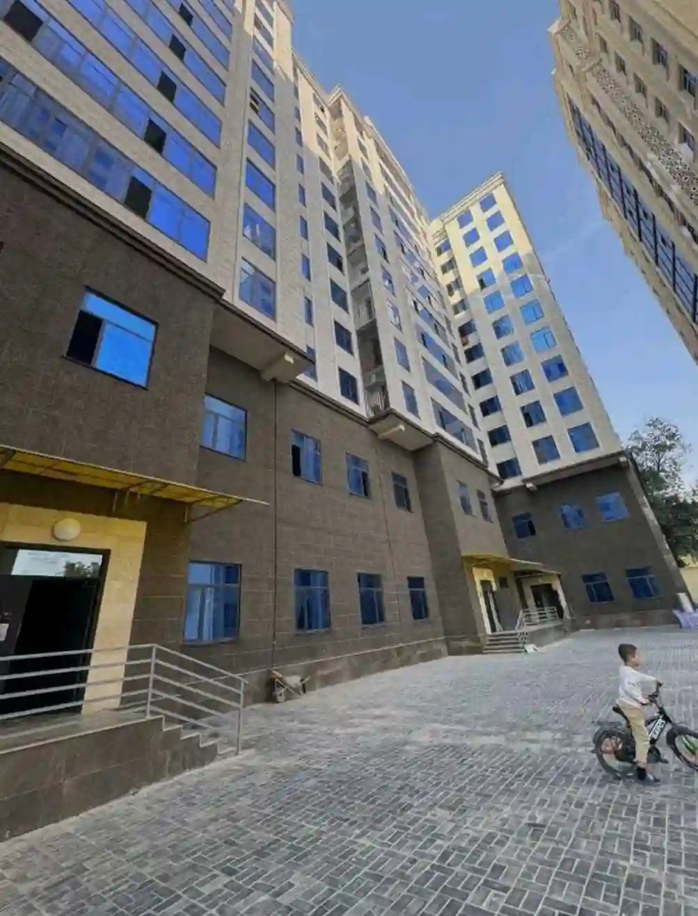 3-к квартира, 10 этаж, 114 м², Исмоил Сомони
