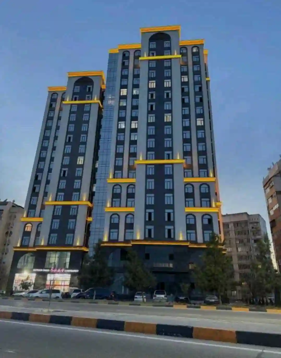 2-к квартира, 11 этаж, 63 м², Фирдавси