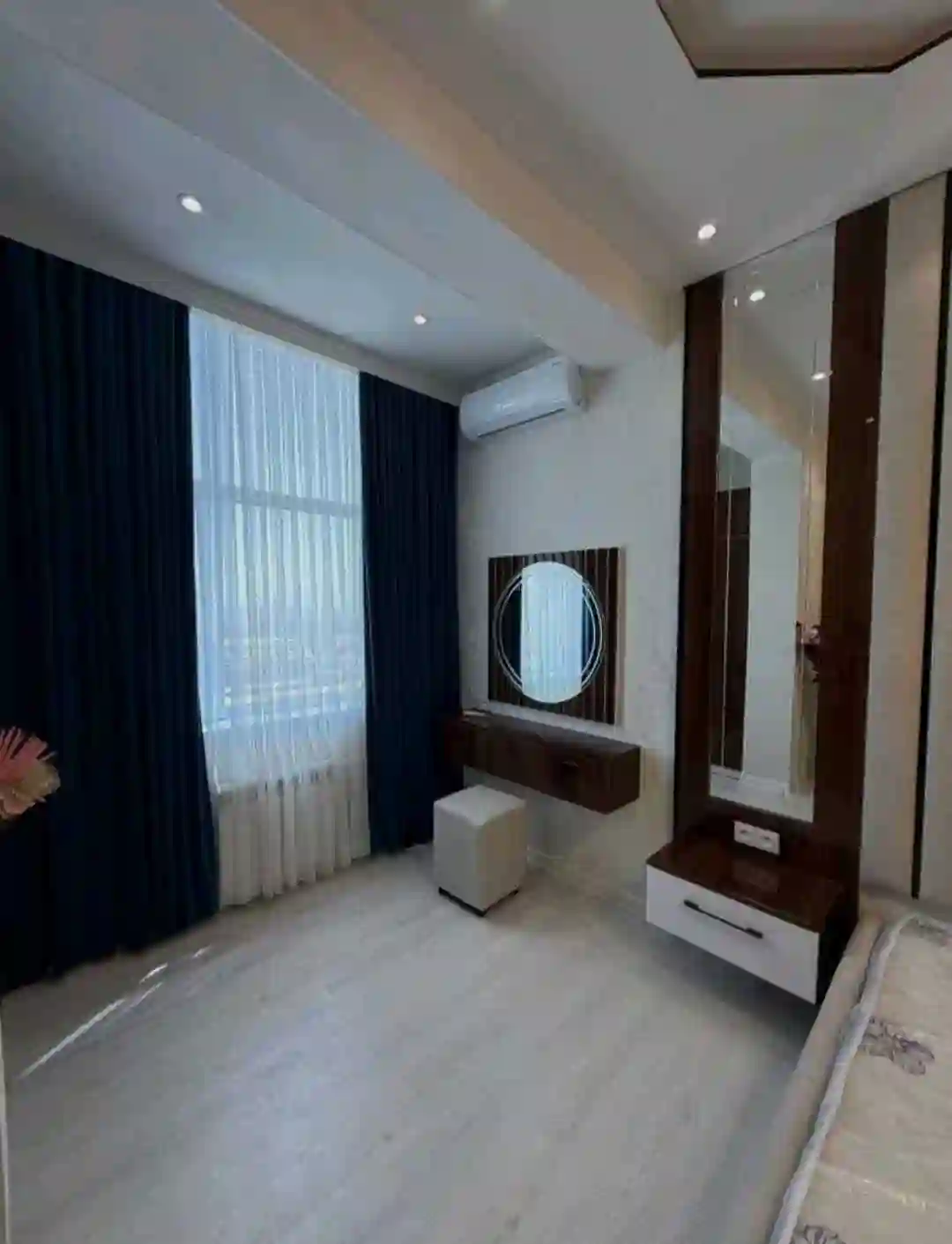 3-к квартира, 15 этаж, 94 м², Шохмансур