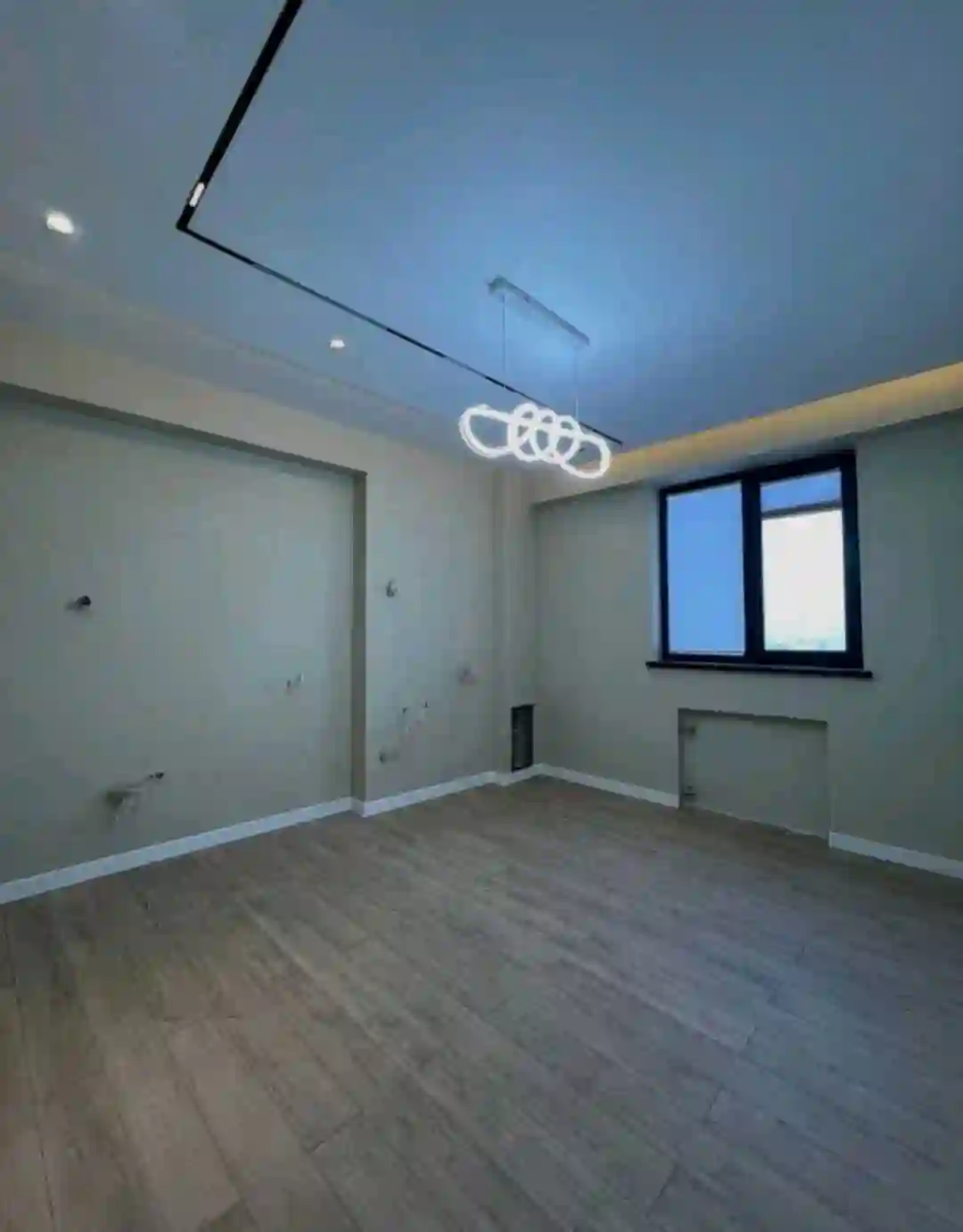 3-к квартира, 14 этаж, 98 м², Шохмансур