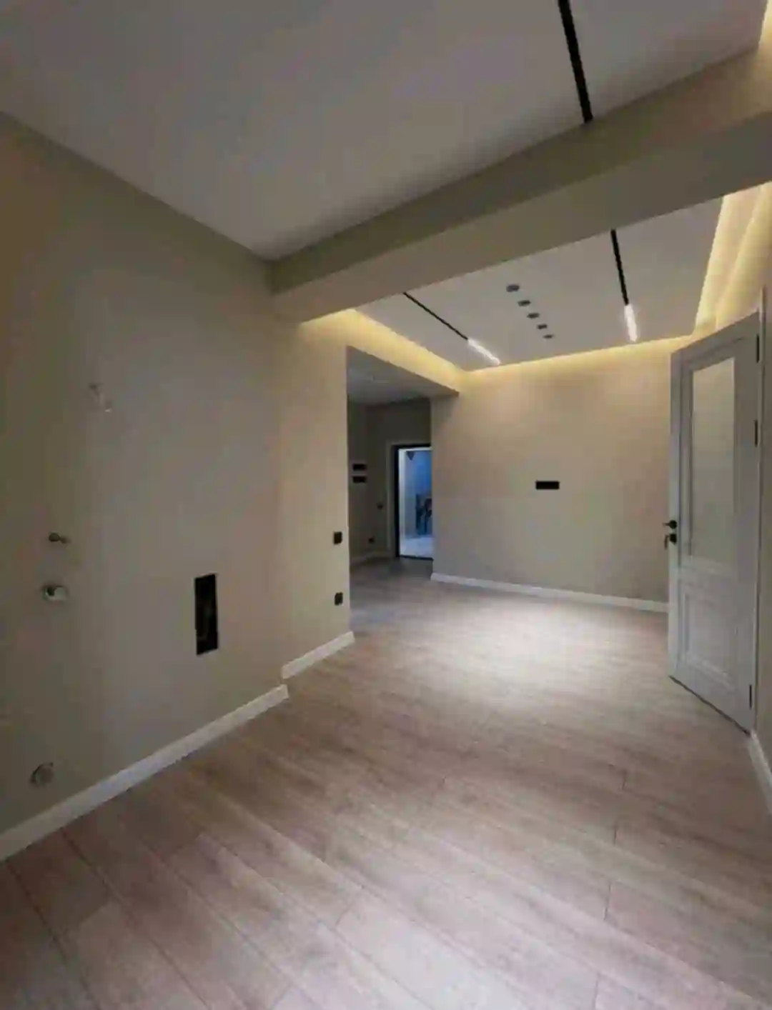 3-к квартира, 14 этаж, 98 м², Шохмансур