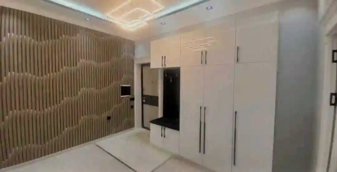 3-к квартира, 7 этаж, 90 м², Исмоил Сомони