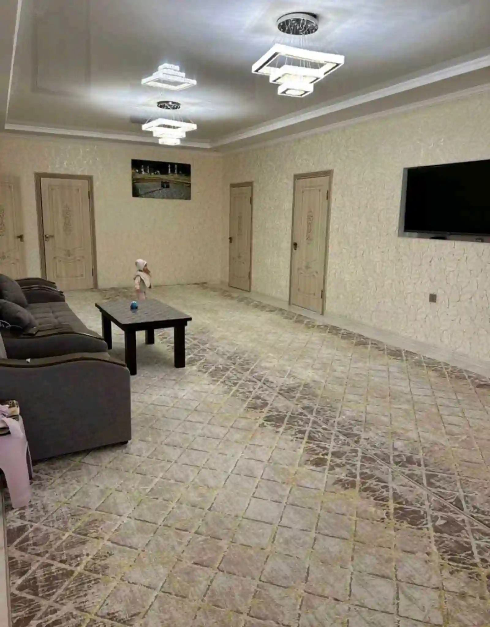 1 этажный, 5-комн. дом, 220 м², 6 соток, Шохмансур