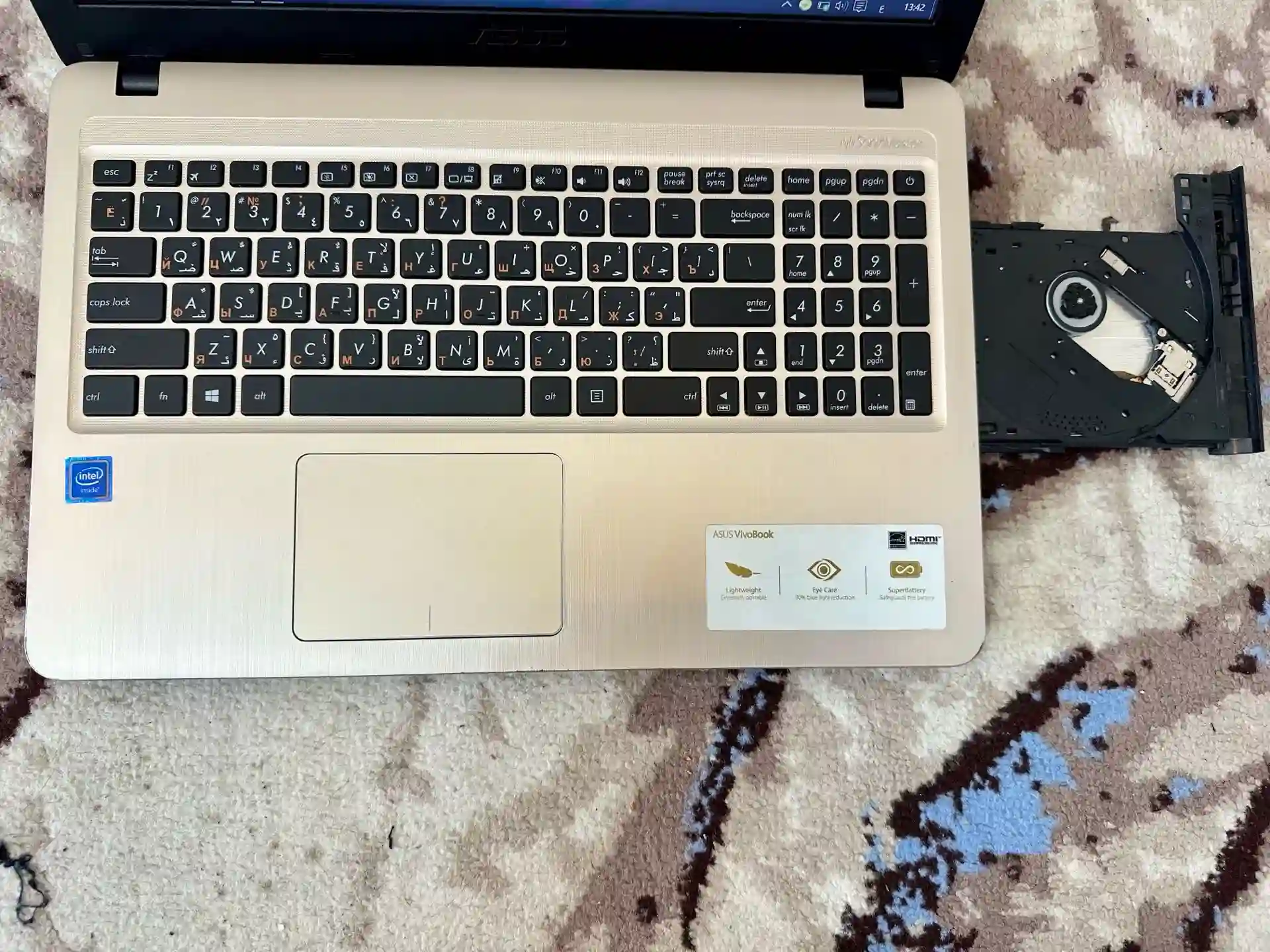 Asus