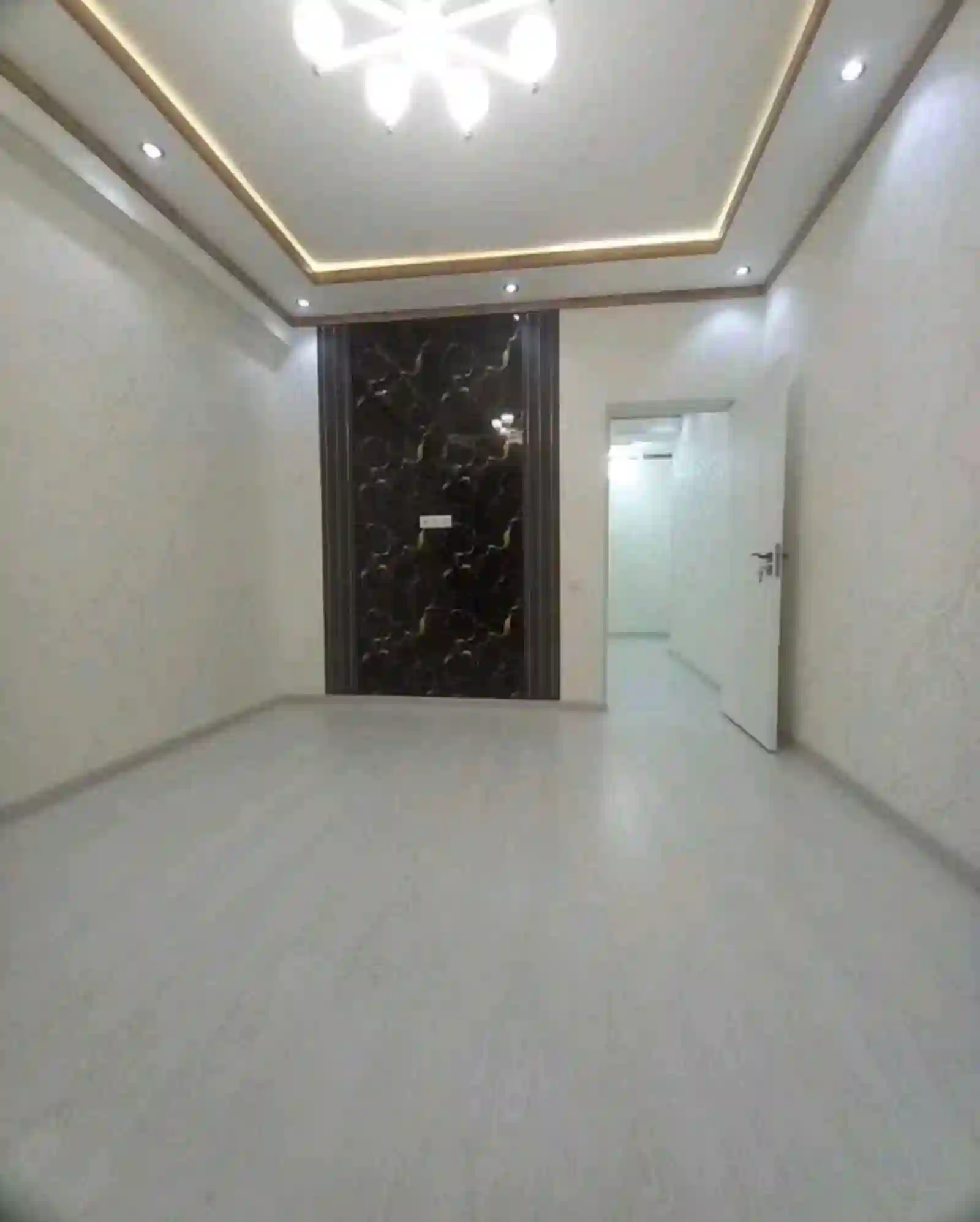 2-к квартира, 13 этаж, 61 м², Фирдавси