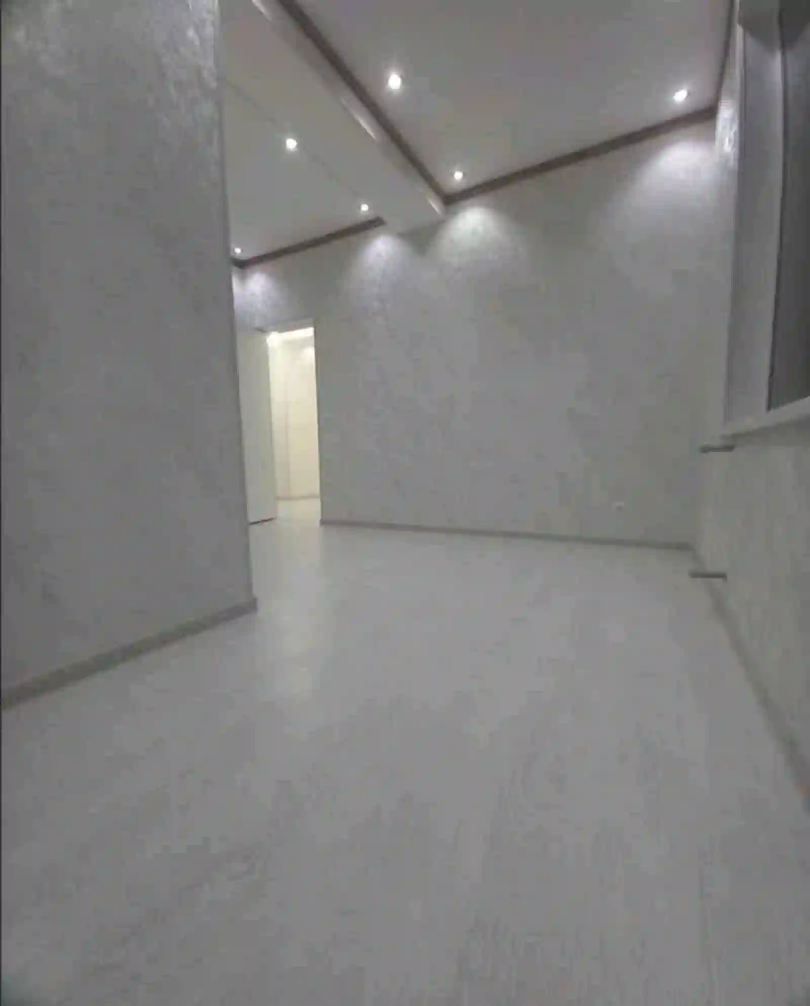 2-к квартира, 13 этаж, 61 м², Фирдавси