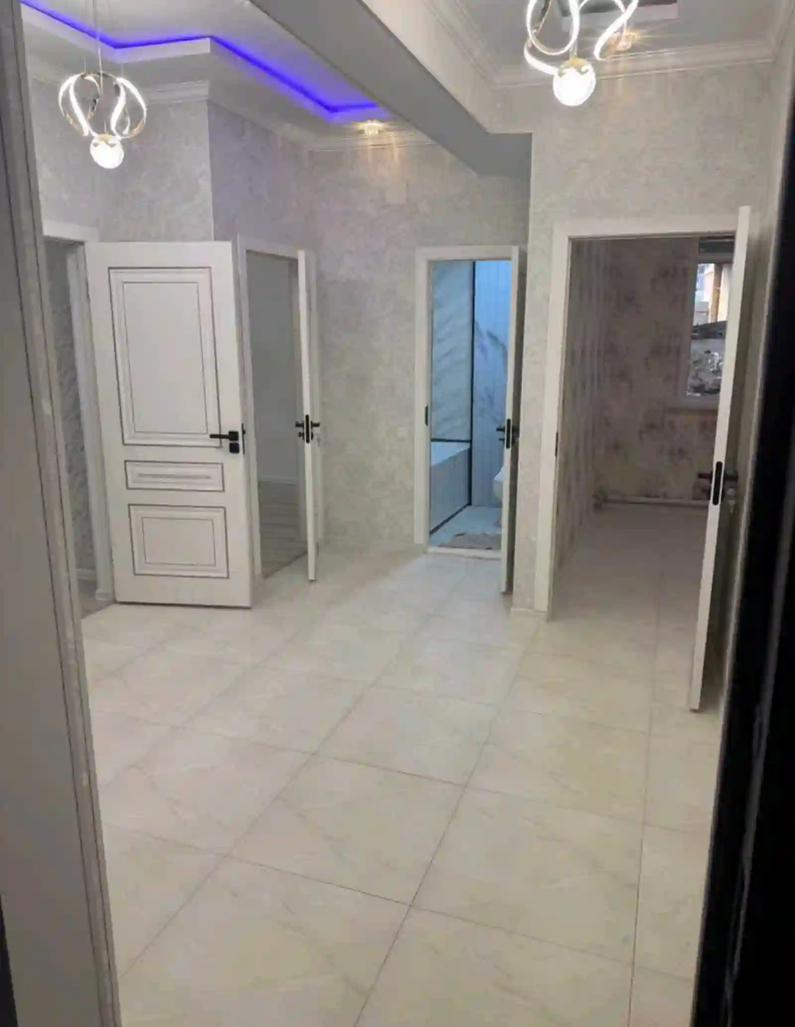 3-к квартира, 1 этаж, 65 м², Рудаки