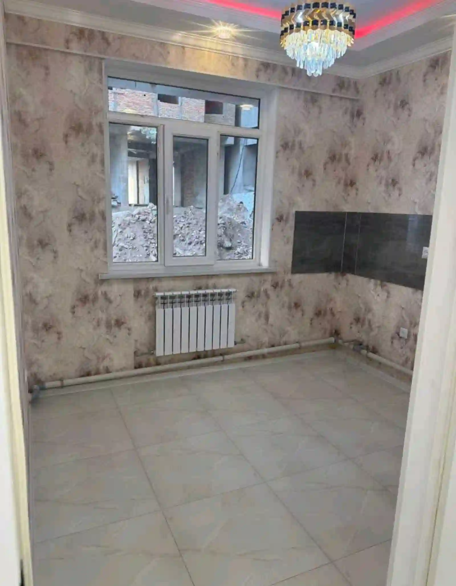 3-к квартира, 1 этаж, 65 м², Рудаки