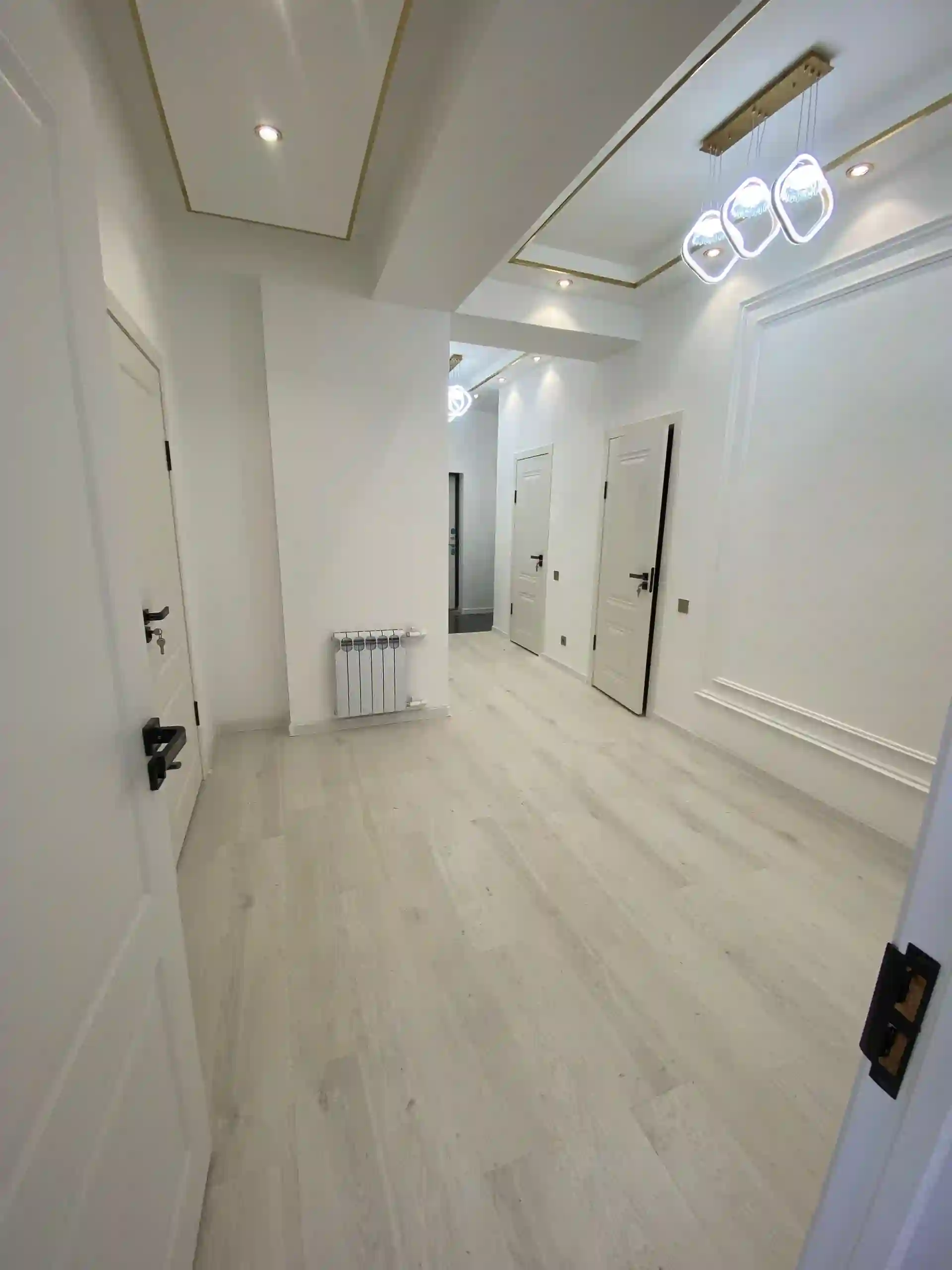 2-к квартира, 7 этаж, 87 м², шоҳмансур