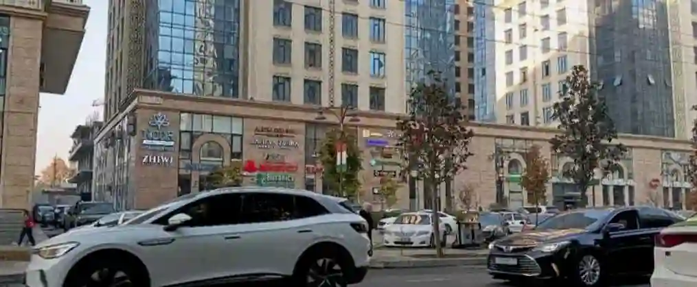 1-к квартира, 13 этаж, 71 м², Шохмансур