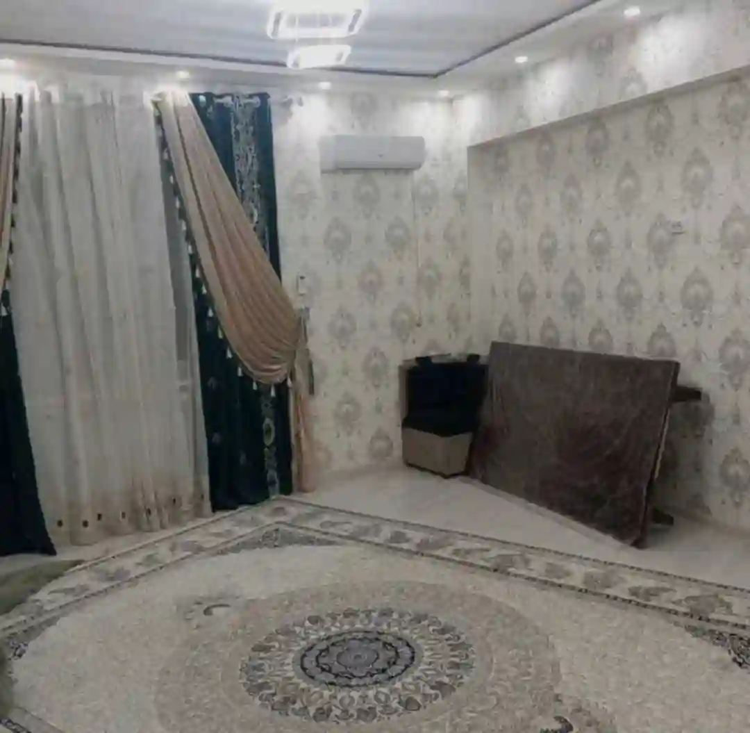 3-к квартира, 2 этаж, 76 м², Шохмансур