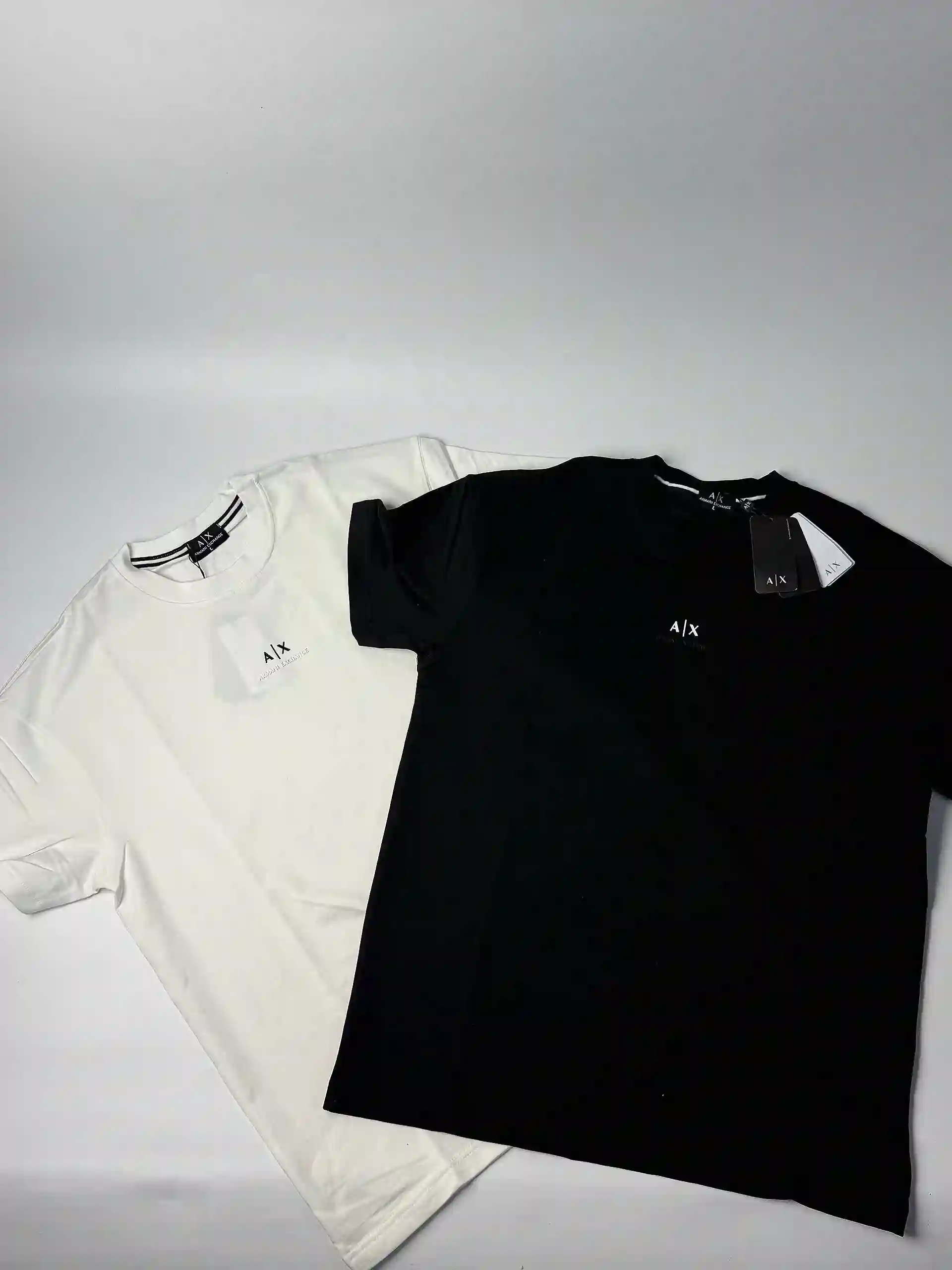 Футболка от ARMANI EXCHANGE