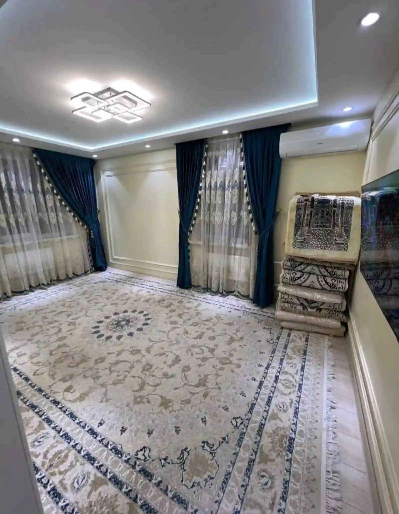 2-к квартира, 4 этаж, 52 м², Фирдавси