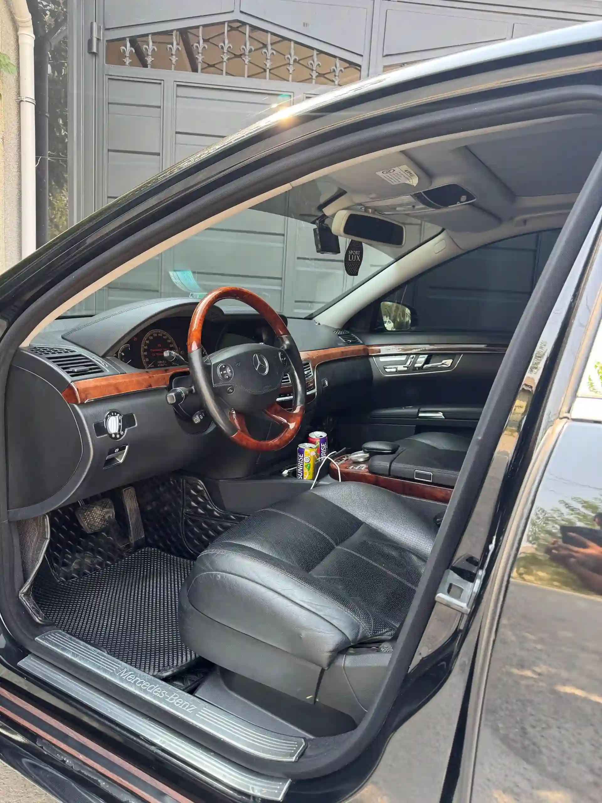 Mercedes-benz S class 2008
