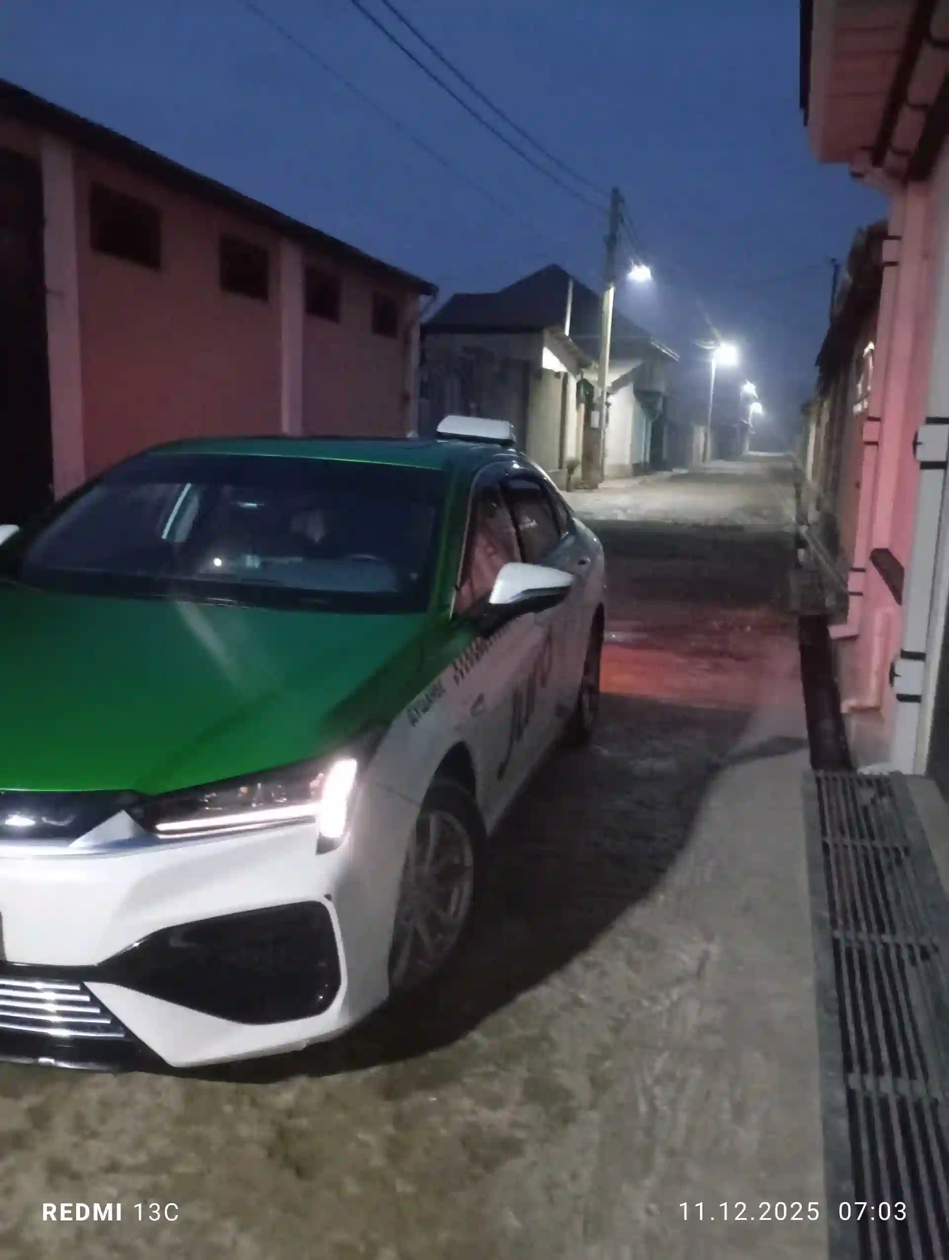 Мошини BYD