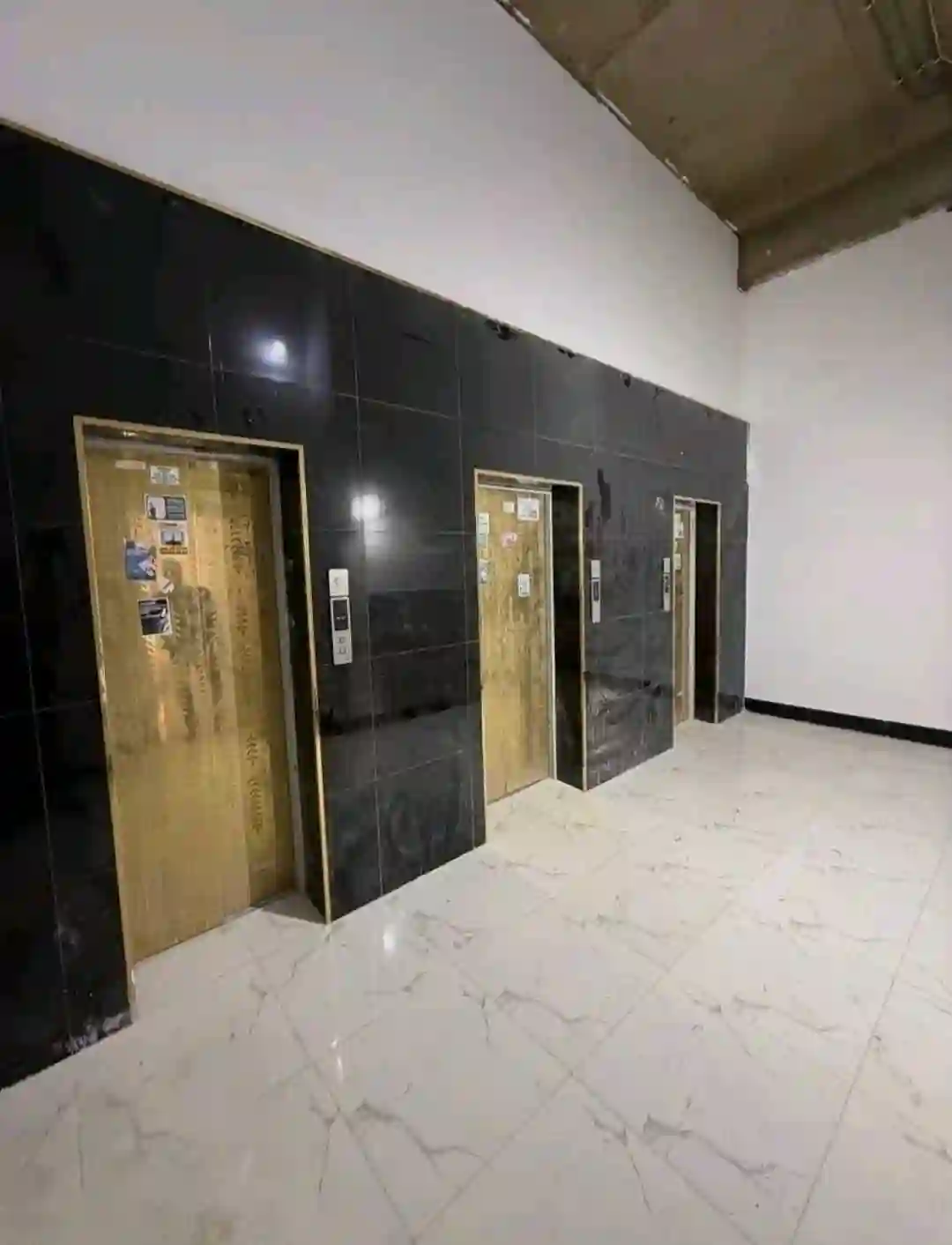 2-к квартира, 12 этаж, 88 м², Исмоил Сомони