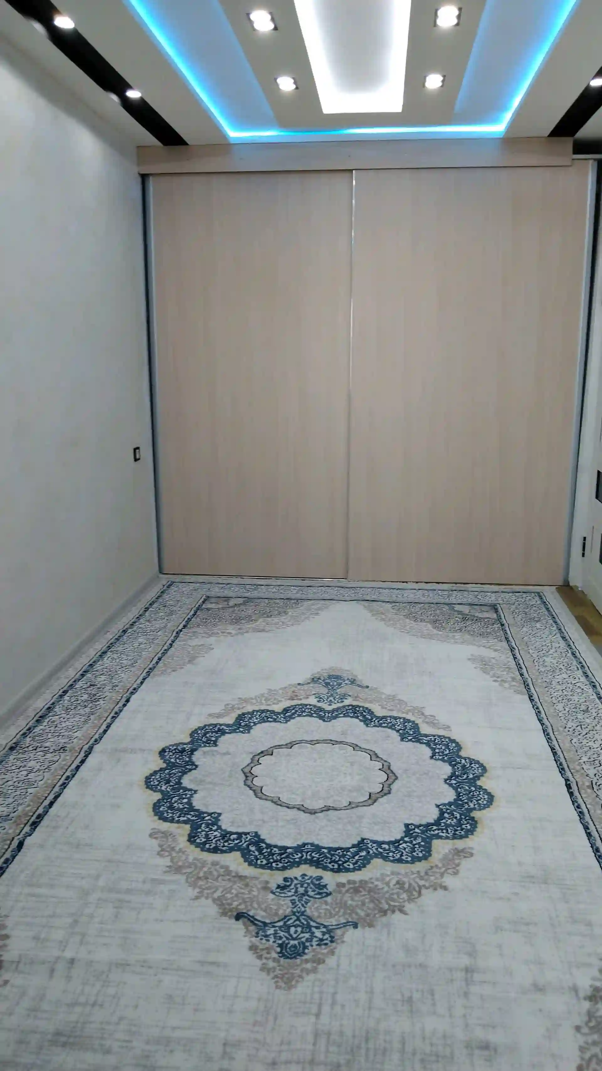 1-к квартира, 5 этаж, 30 м², Бостон