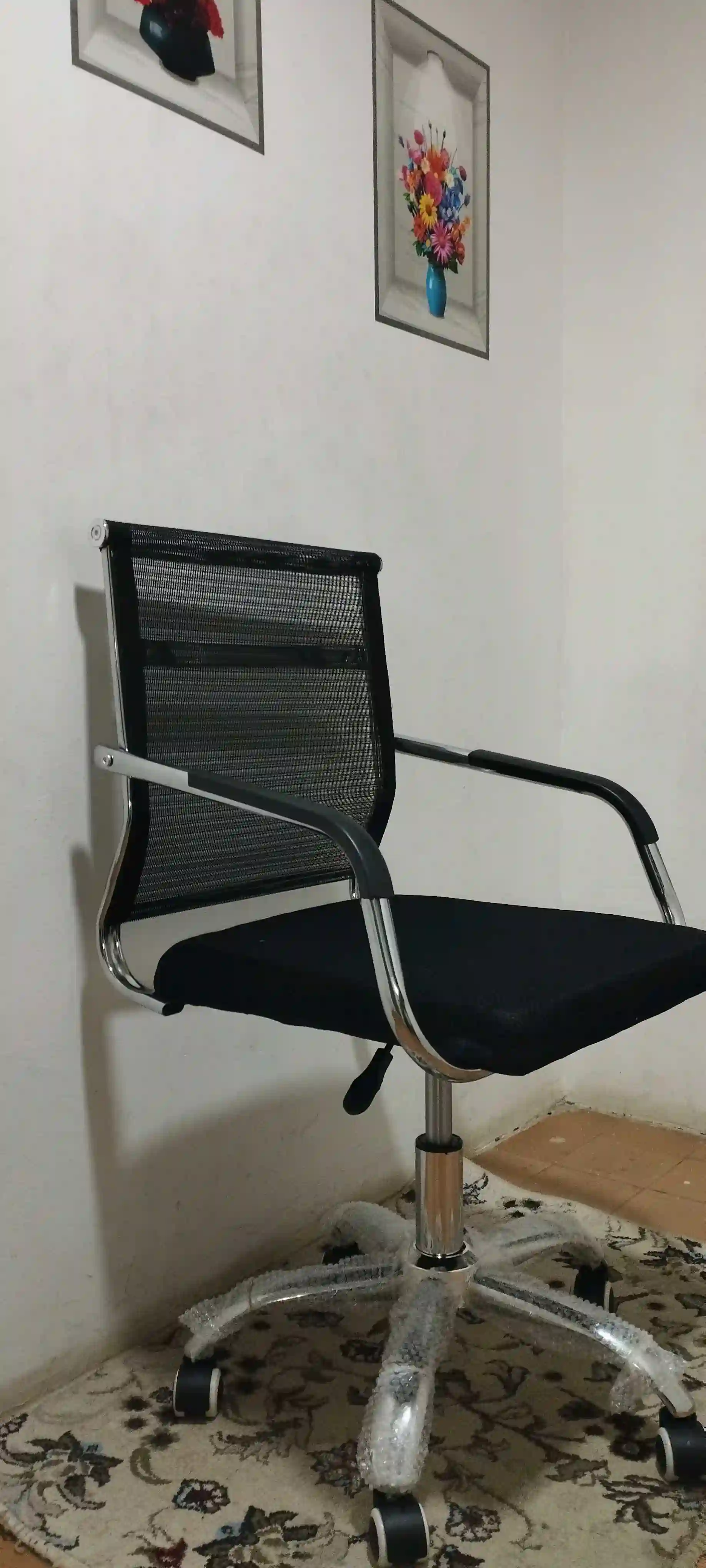 Кресло с никельним каркасом