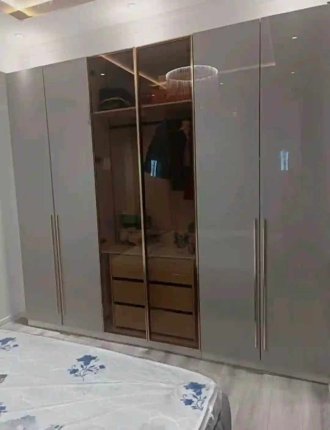 1-к квартира, 12 этаж, 52 м², Шохмансур