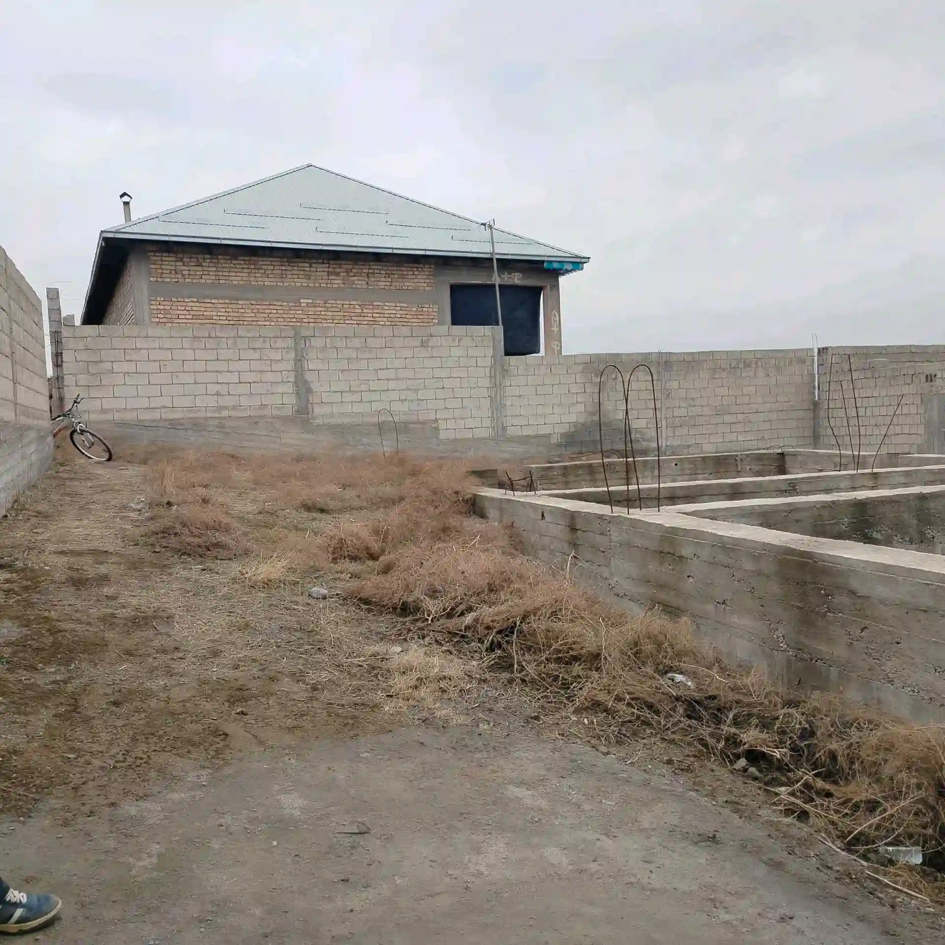 1 этажный, 6-комн. дом, 75 м², 7 соток, гиссар