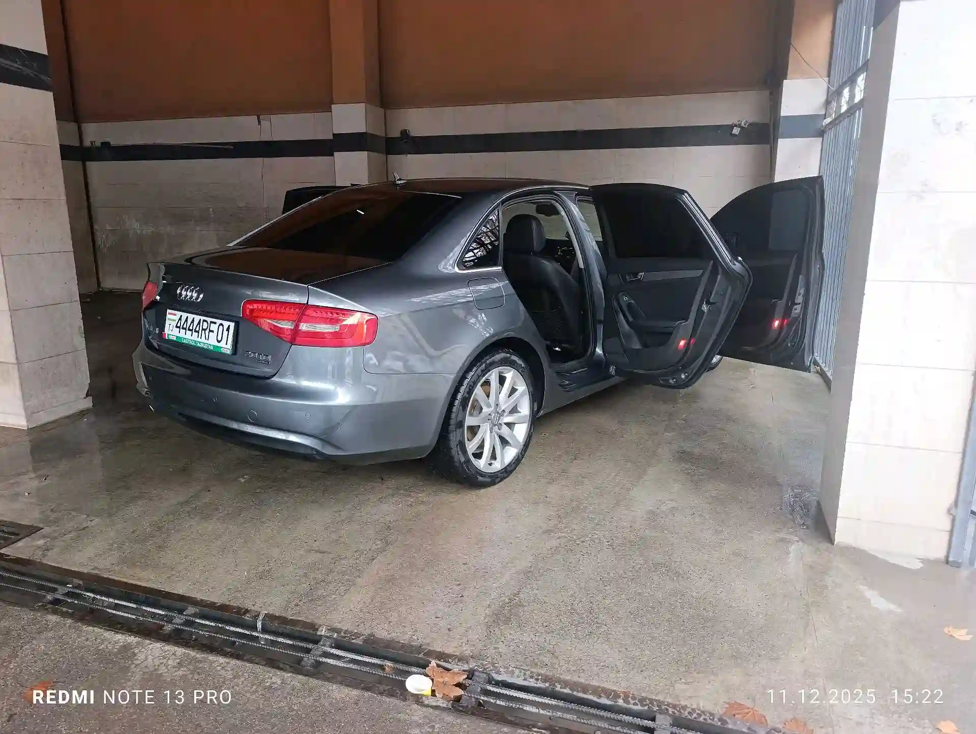 Audi A4 2014 — миниатюра 4