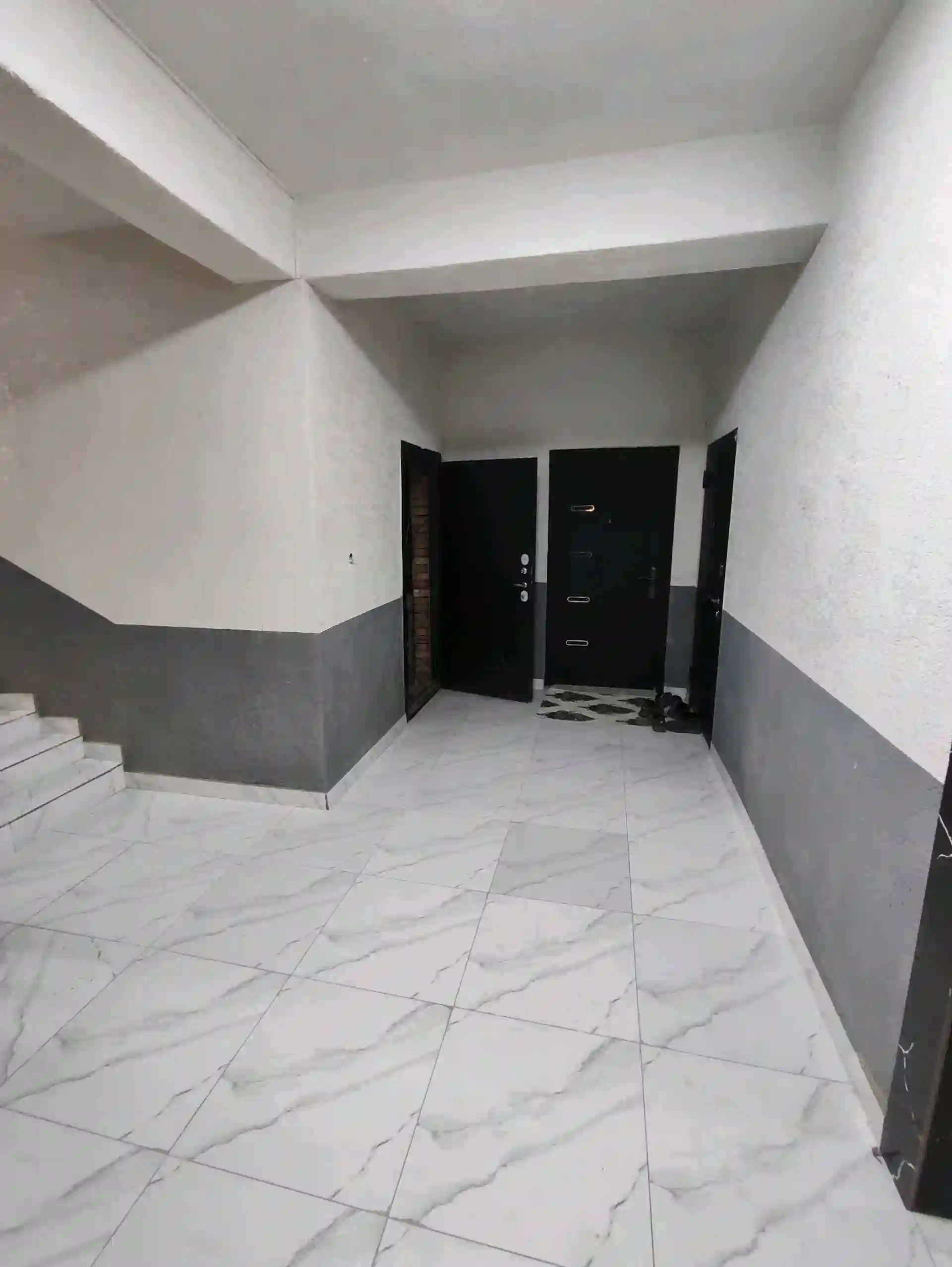 2-к квартира, 7 этаж, 77 м², 1мкр