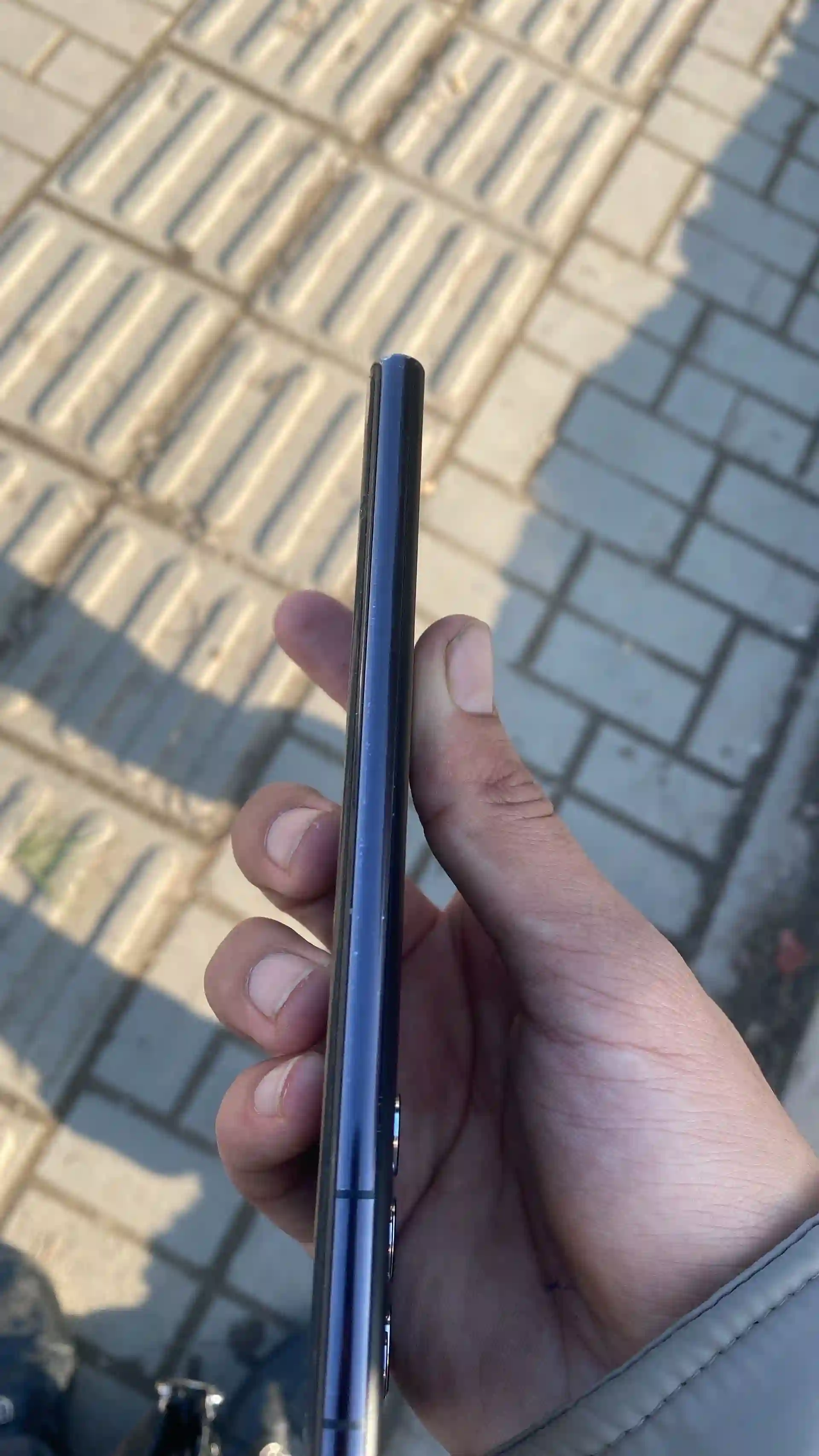 Телефон Galaxy S22Ultra