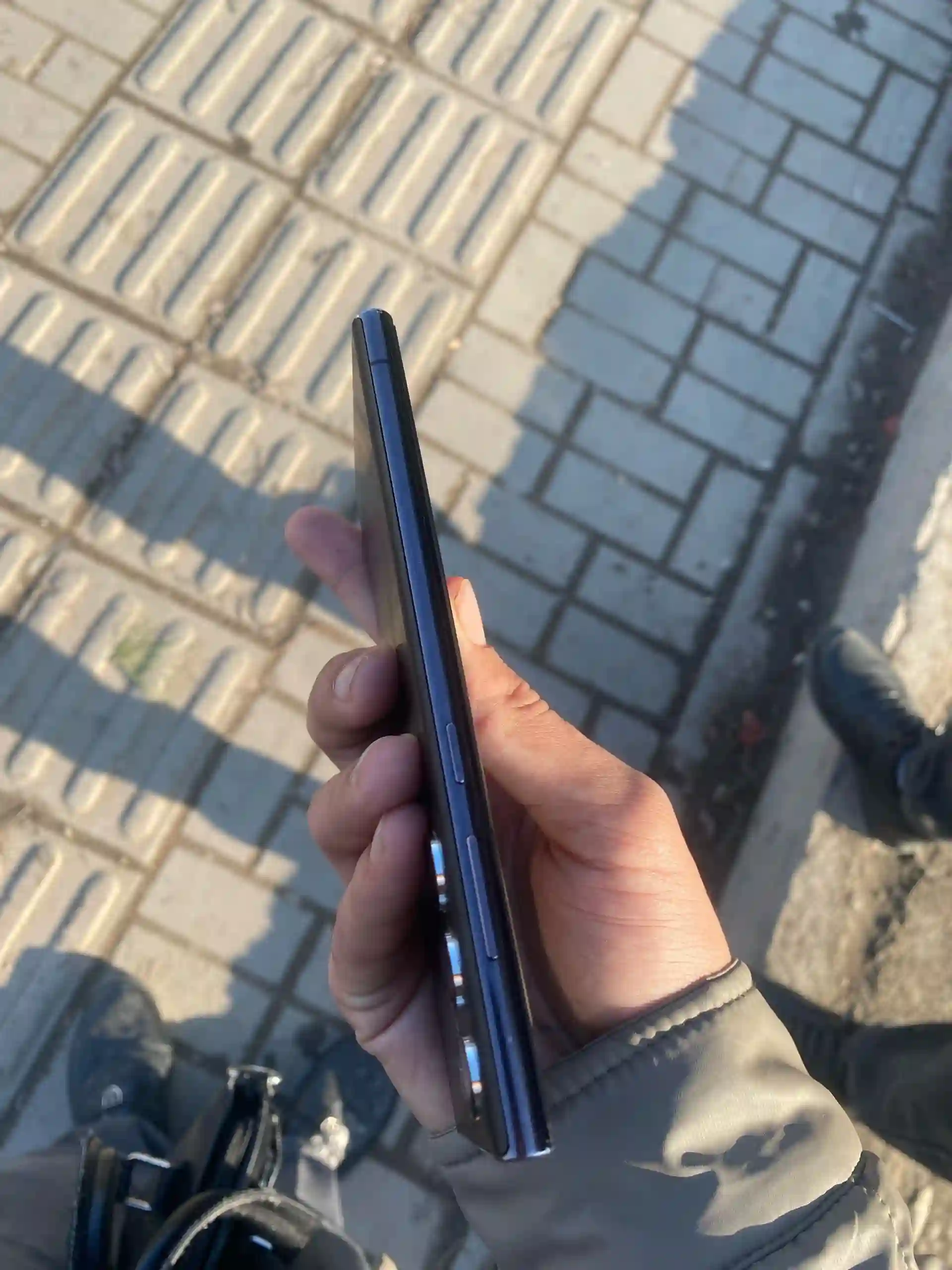 Телефон Galaxy S22Ultra