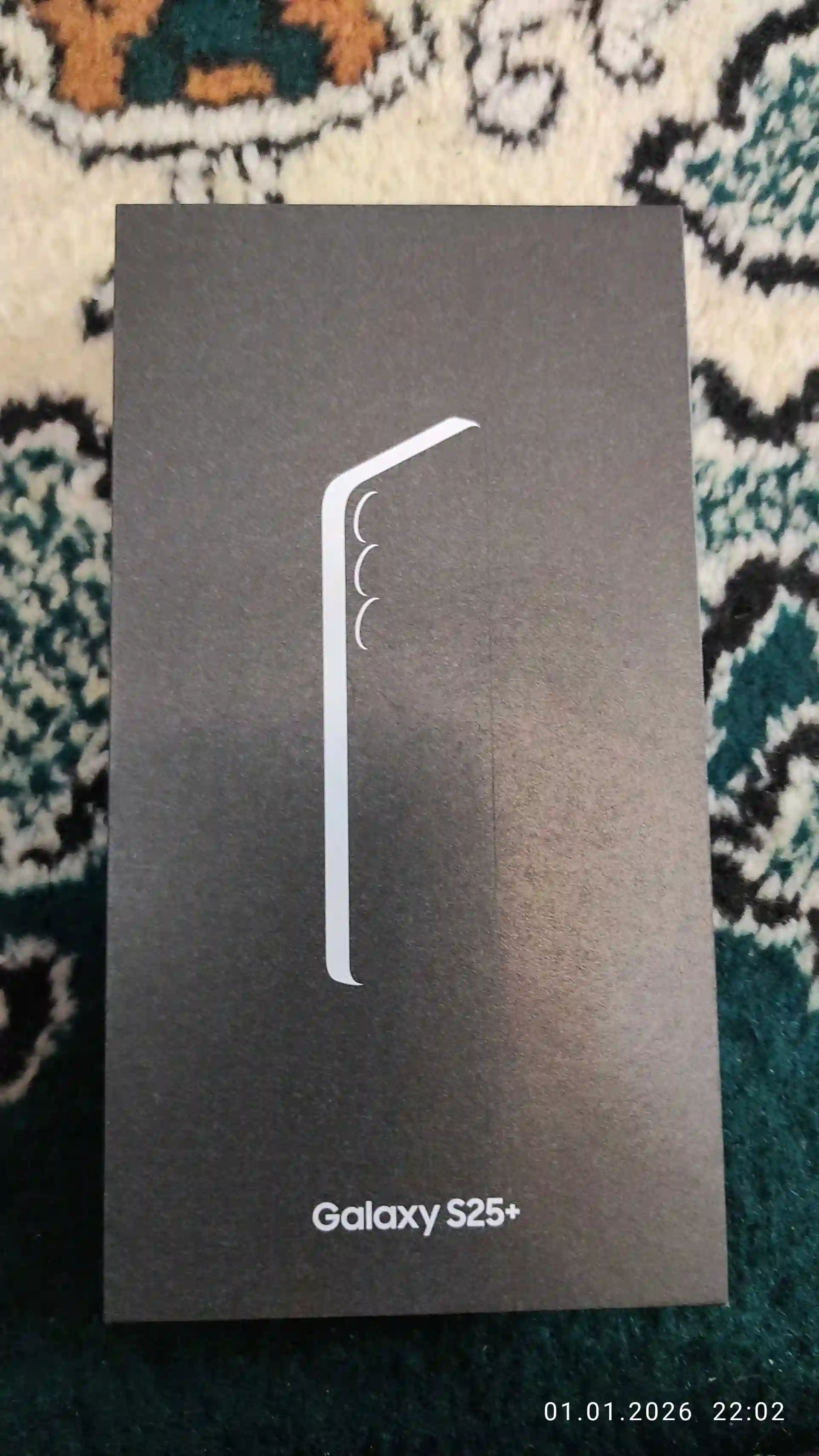 Samsung galaxy S25 plus 