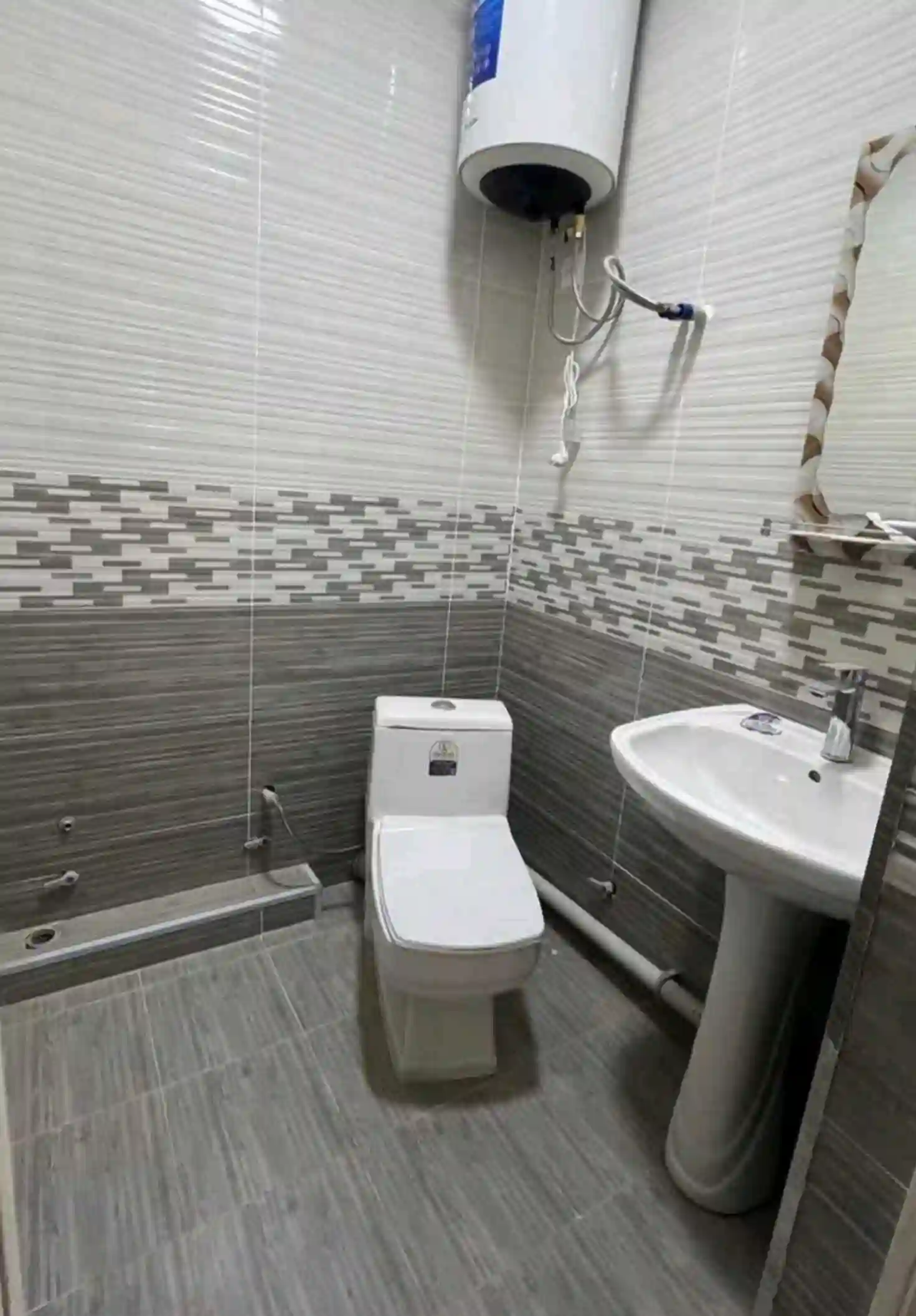 2-к квартира, 13 этаж, 64 м², Фирдавси