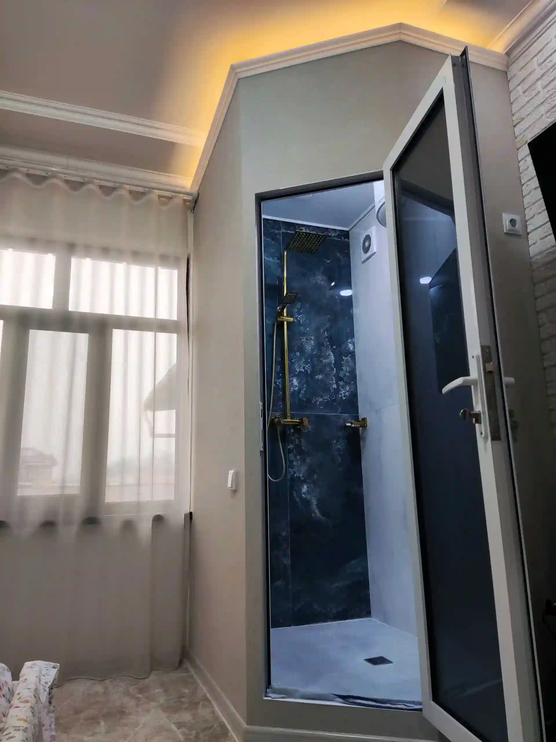 2 этажный, 8-комн. дом, 190 м², Сино