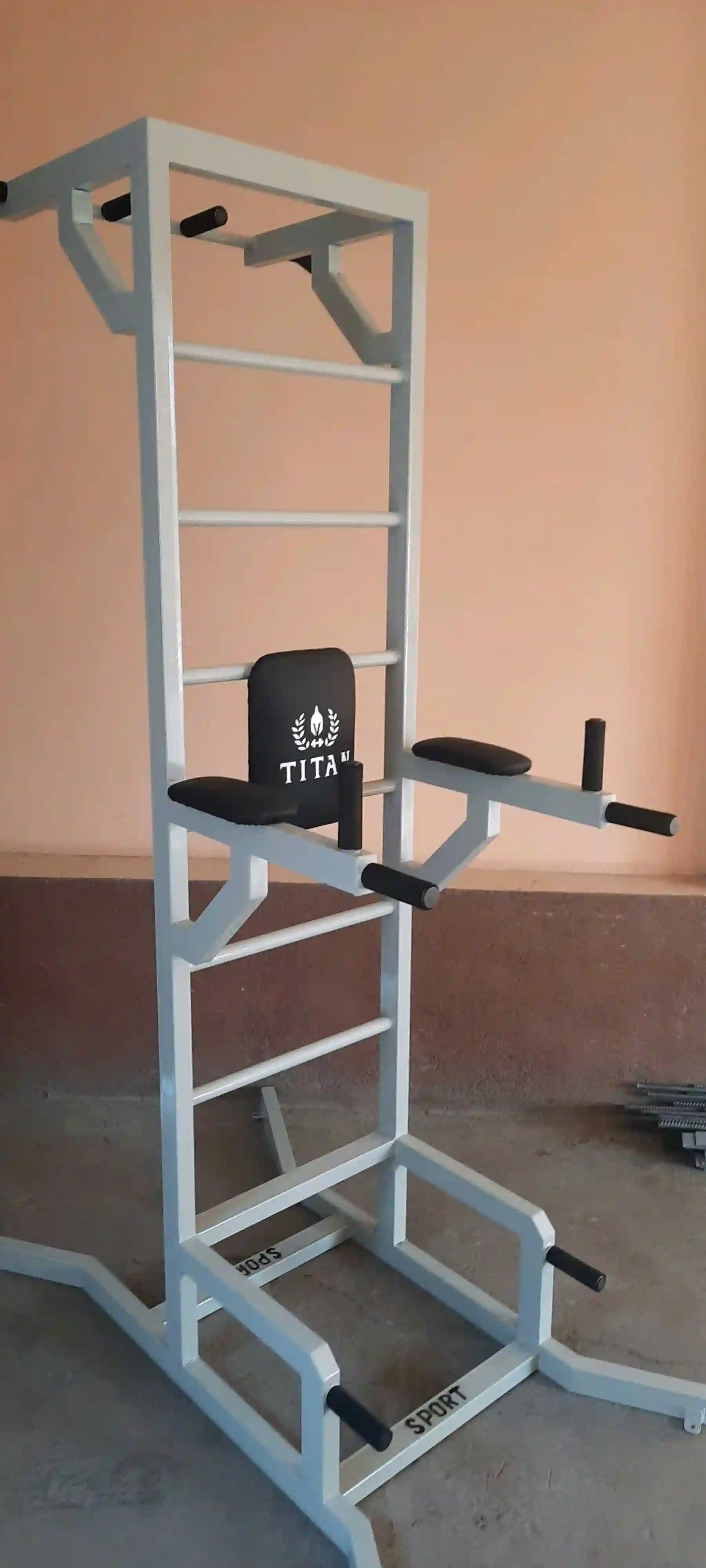 Турник универсальный 