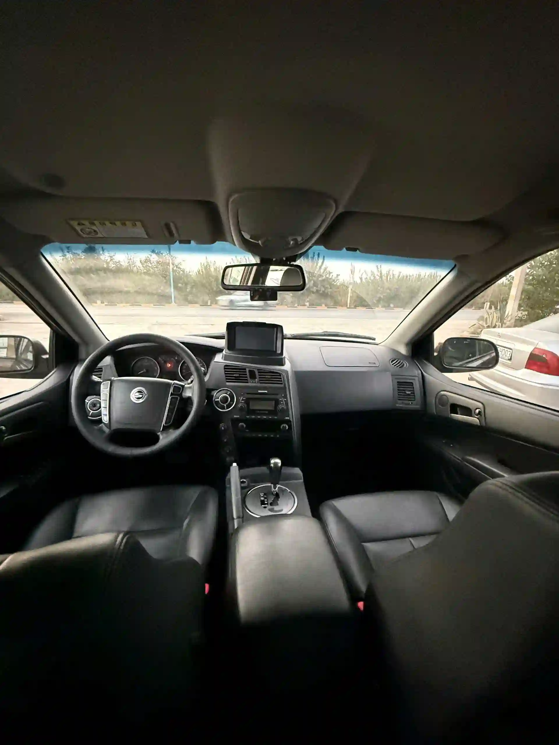 Ssang yong Korando 2014 — миниатюра 8
