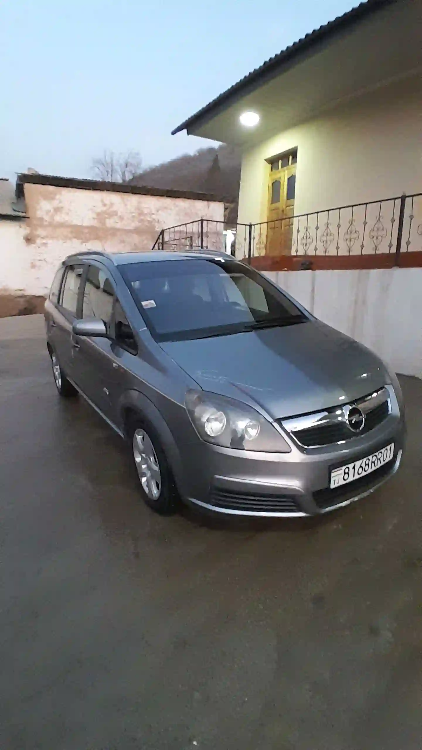 Opel Zafira 2008
