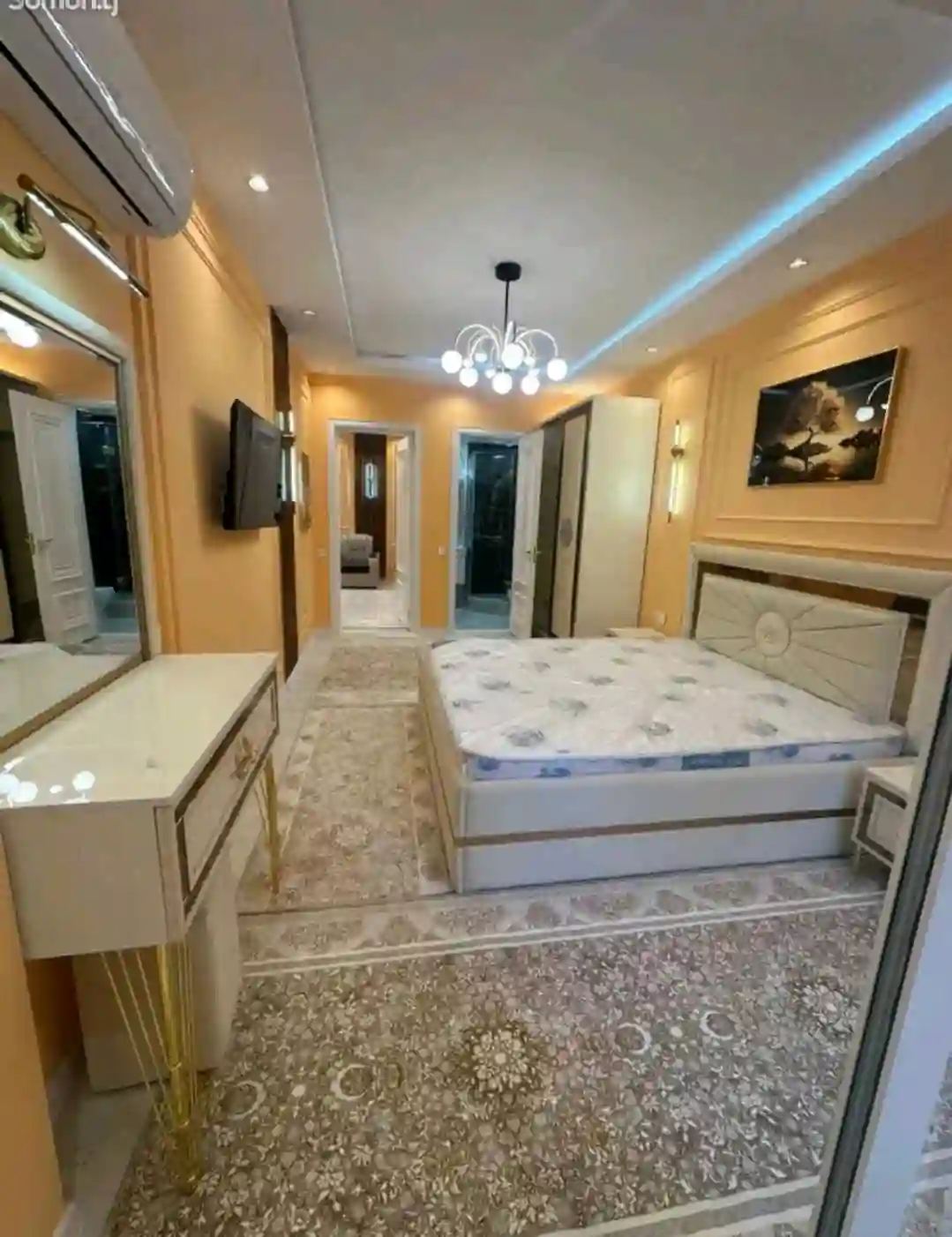 3-к квартира, 3 этаж, 100 м², Исмоили Сомони