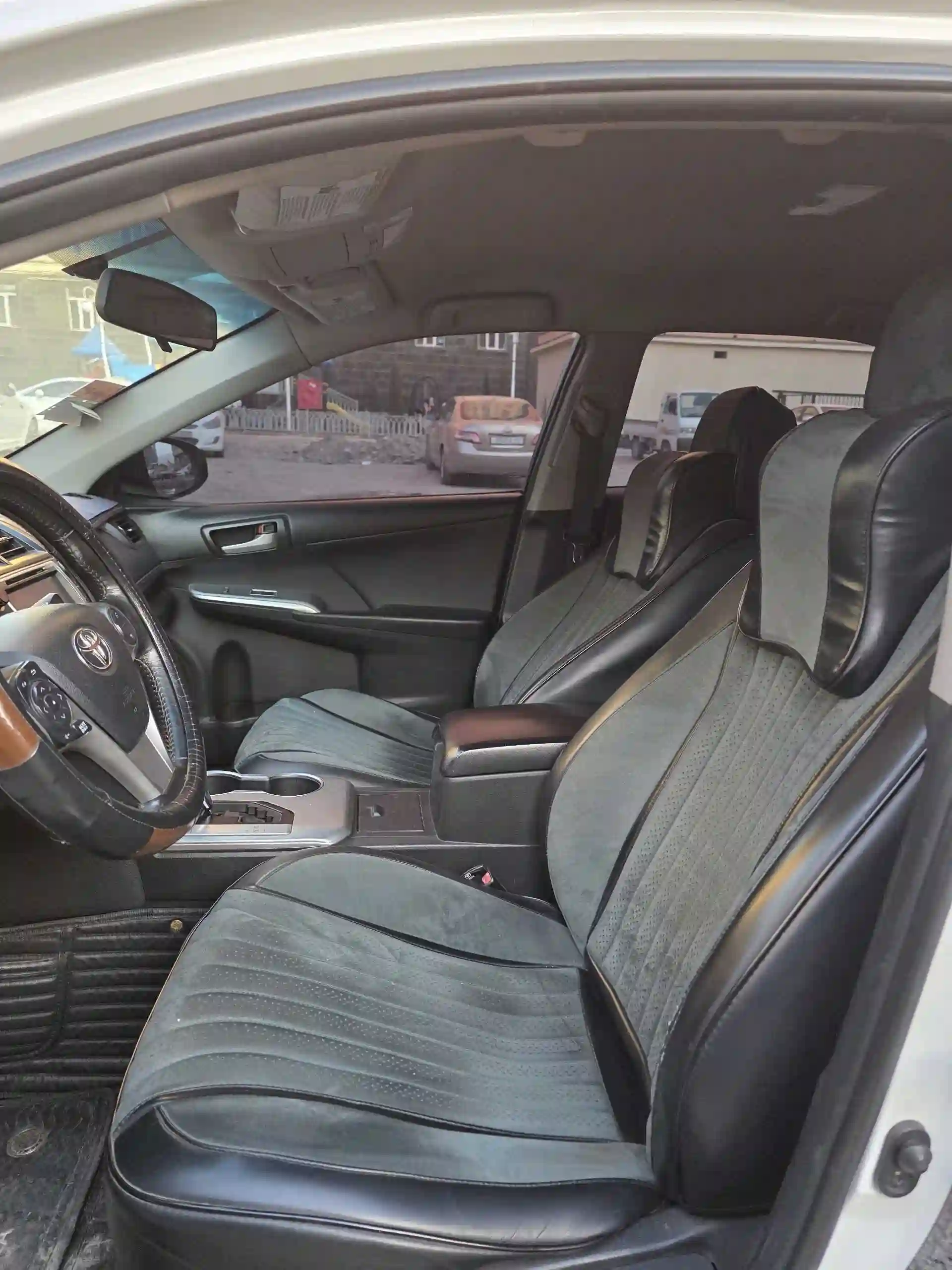 Toyota Camry 2014