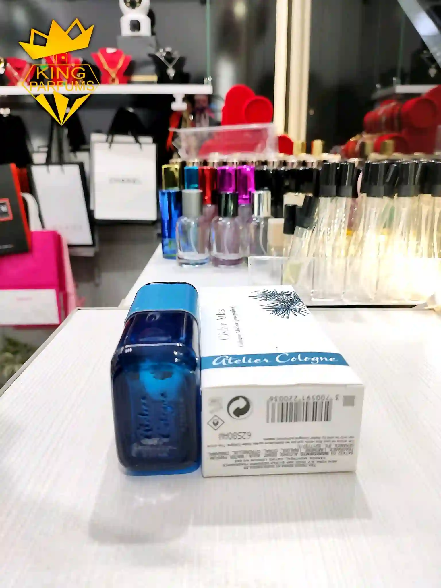 Парфюм Atelier Cologne Cedre Atlas