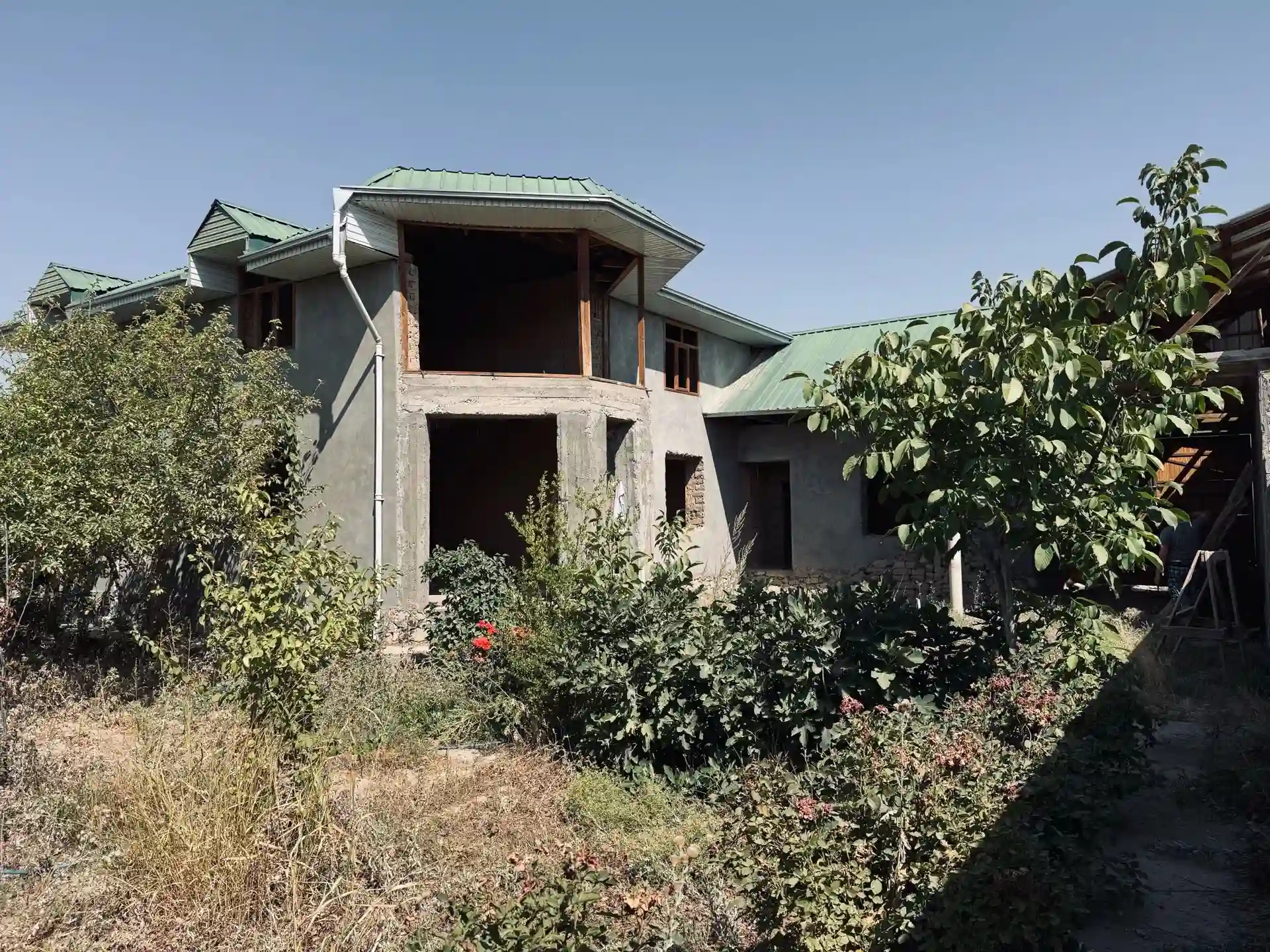2 этажный, 12-комн. дом, 280 м², 6 соток, хамиртеппа
